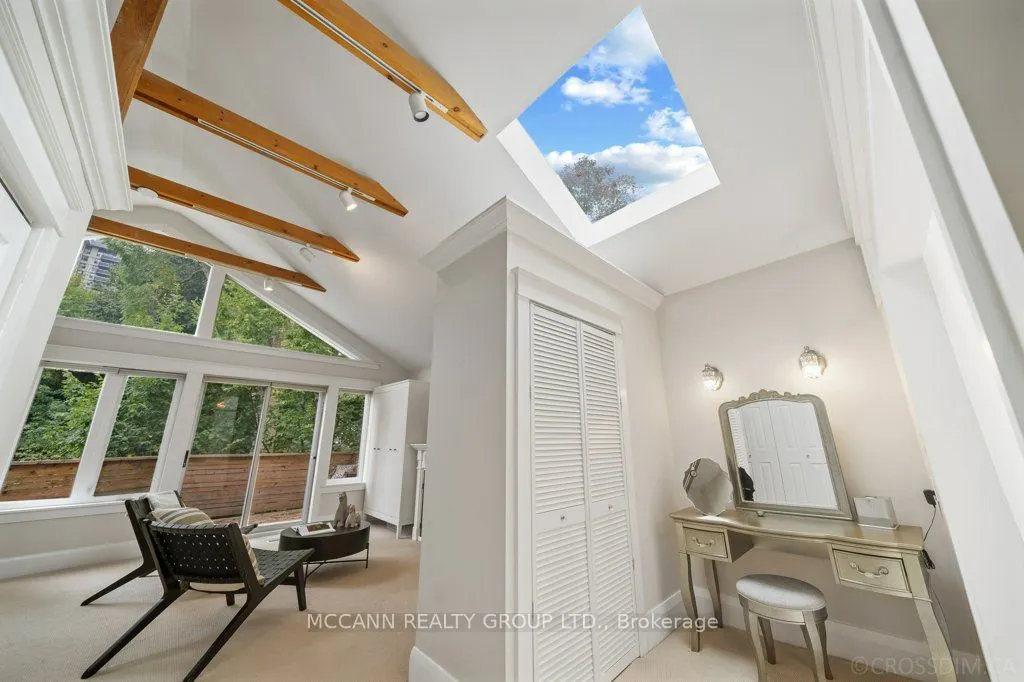 43 Sherwood Avenue