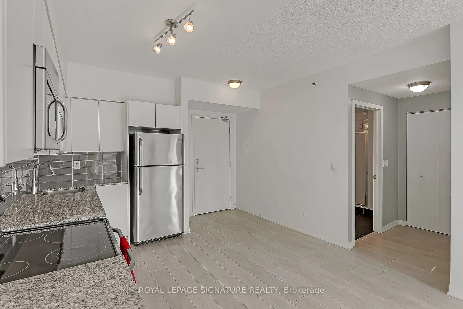 69 Lynn Williams Street, #402