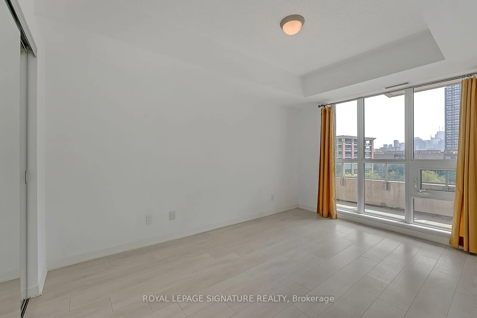 69 Lynn Williams Street, #402