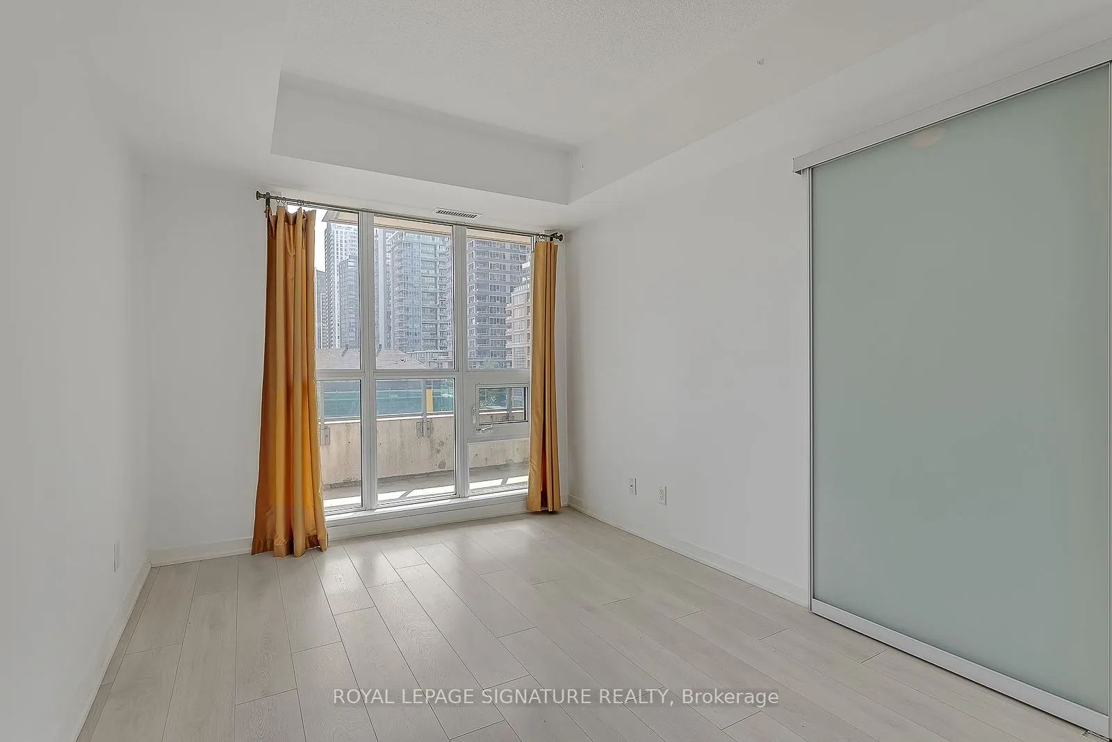 69 Lynn Williams Street, #402