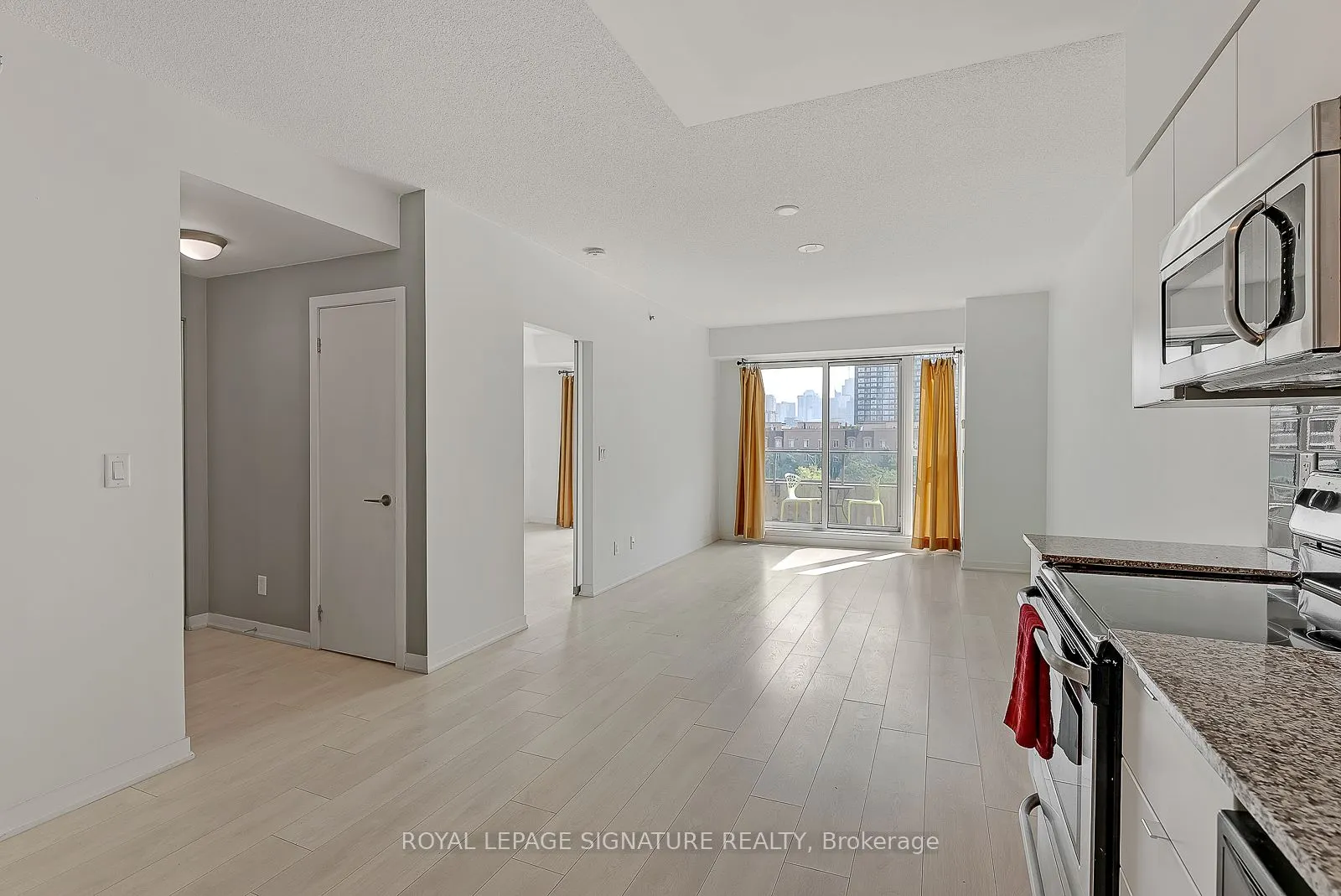 69 Lynn Williams Street, #402
