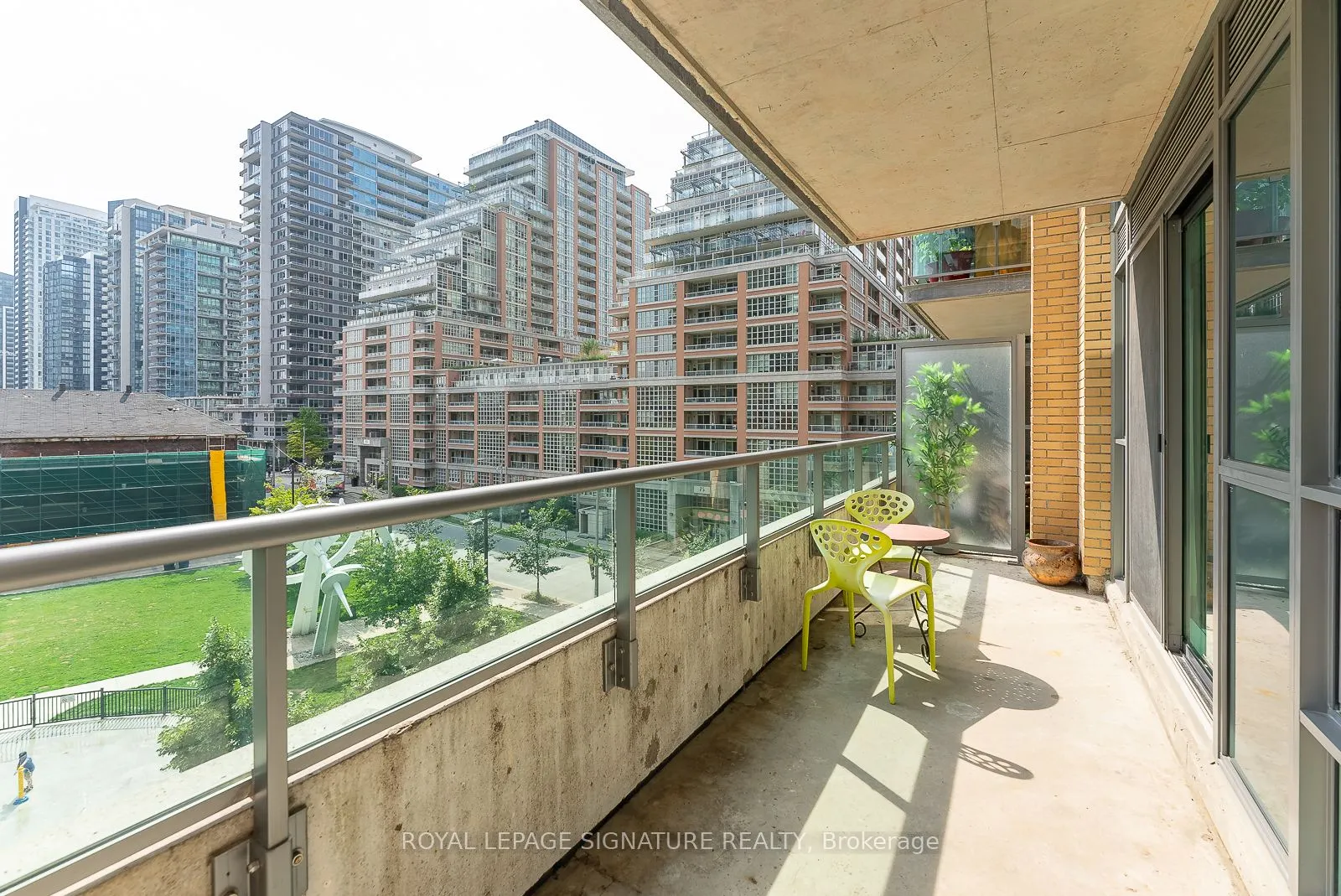 69 Lynn Williams Street, #402