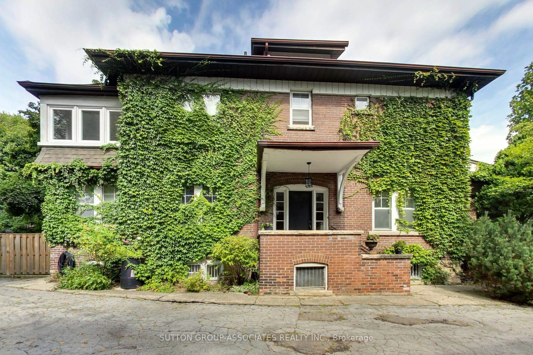 14 Bracondale Hill Road