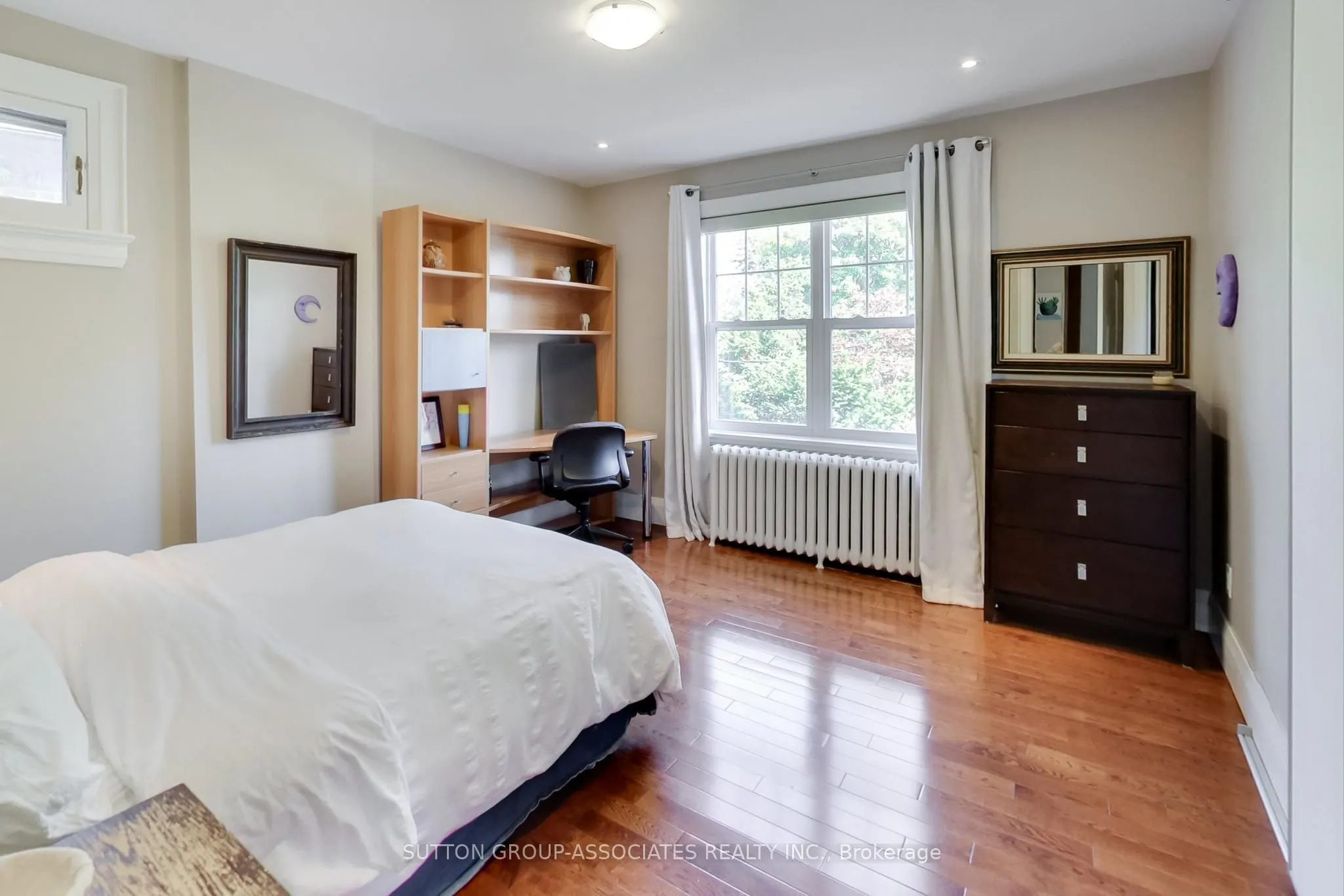 14 Bracondale Hill Road