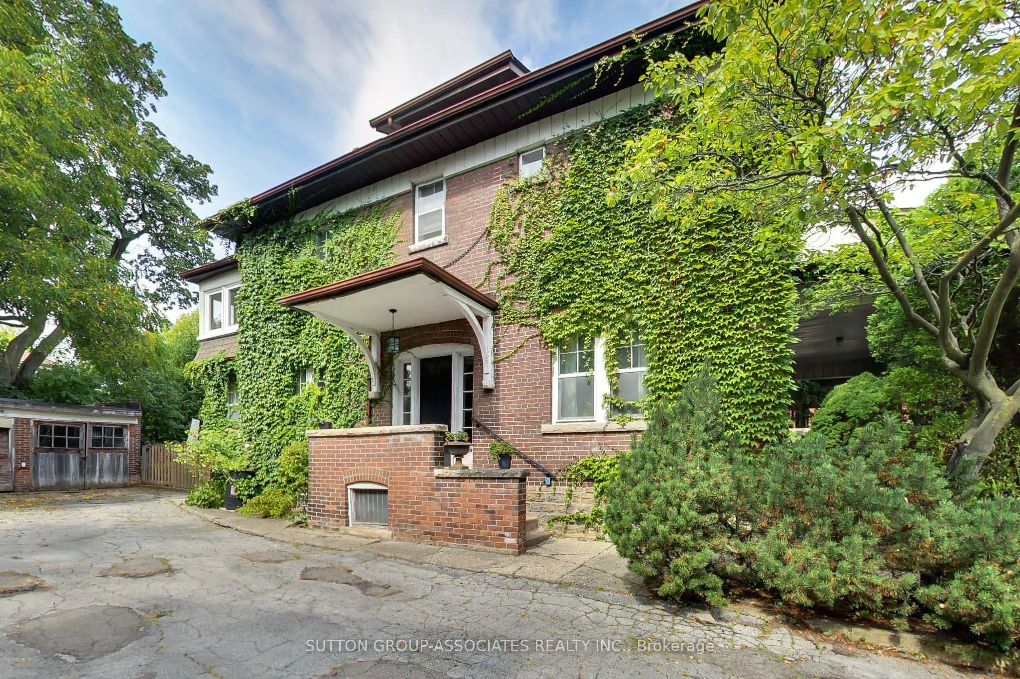 14 Bracondale Hill Road