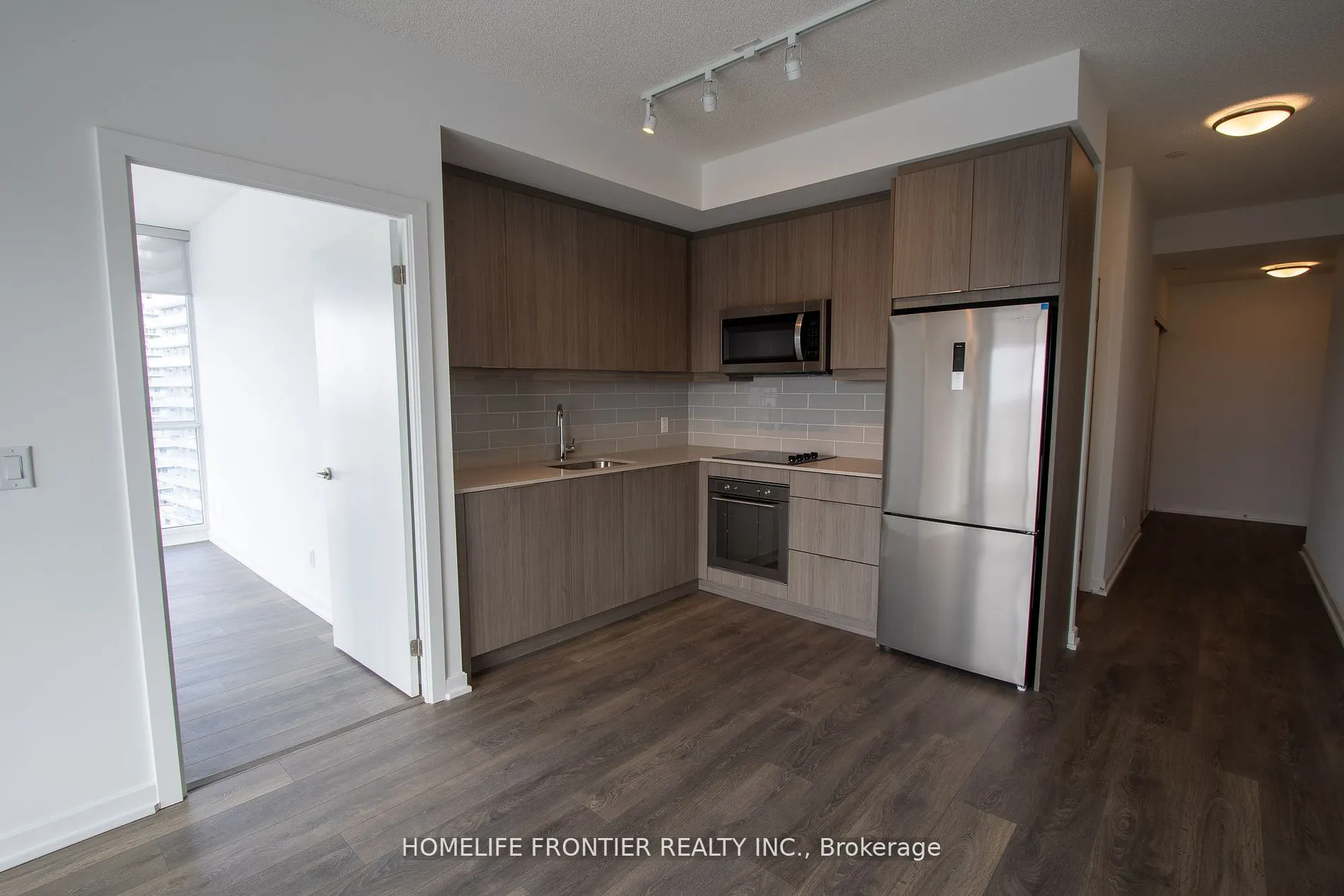 36 Forest Manor Road, #1308