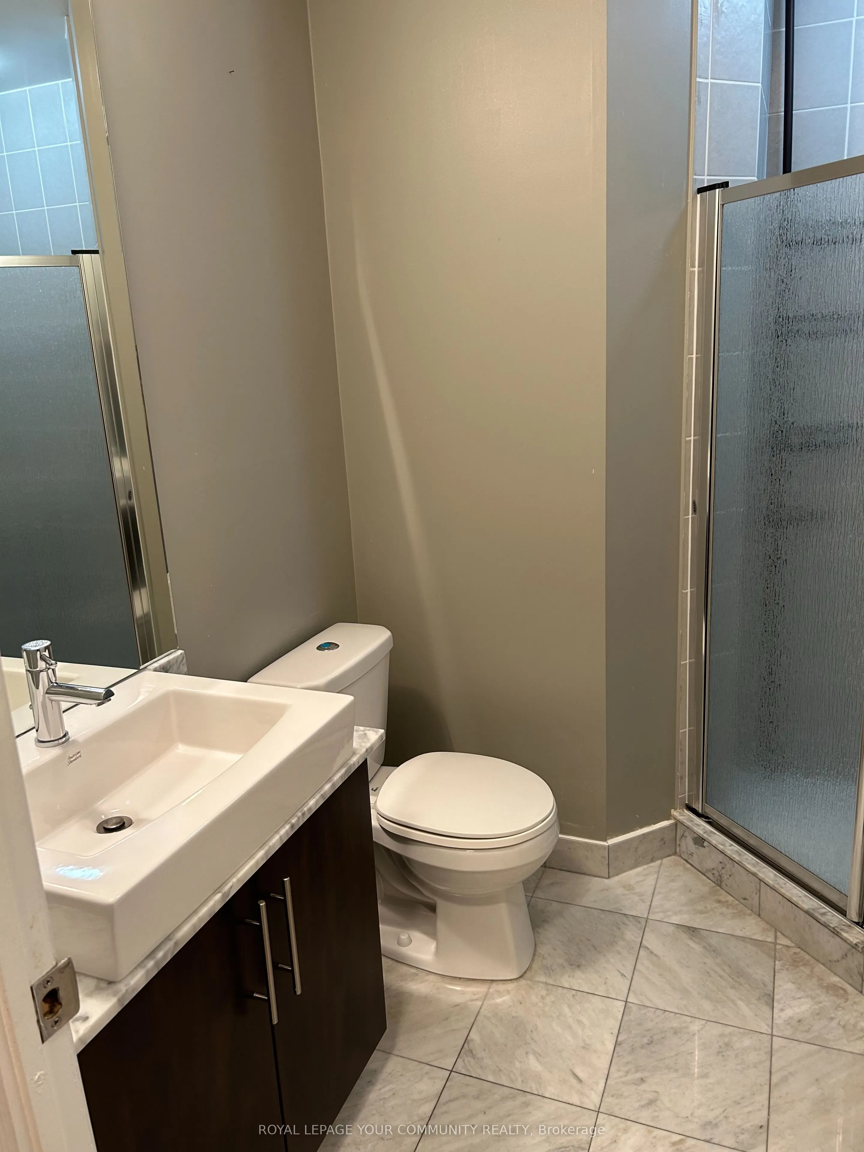 65 Bremner Boulevard, #2105