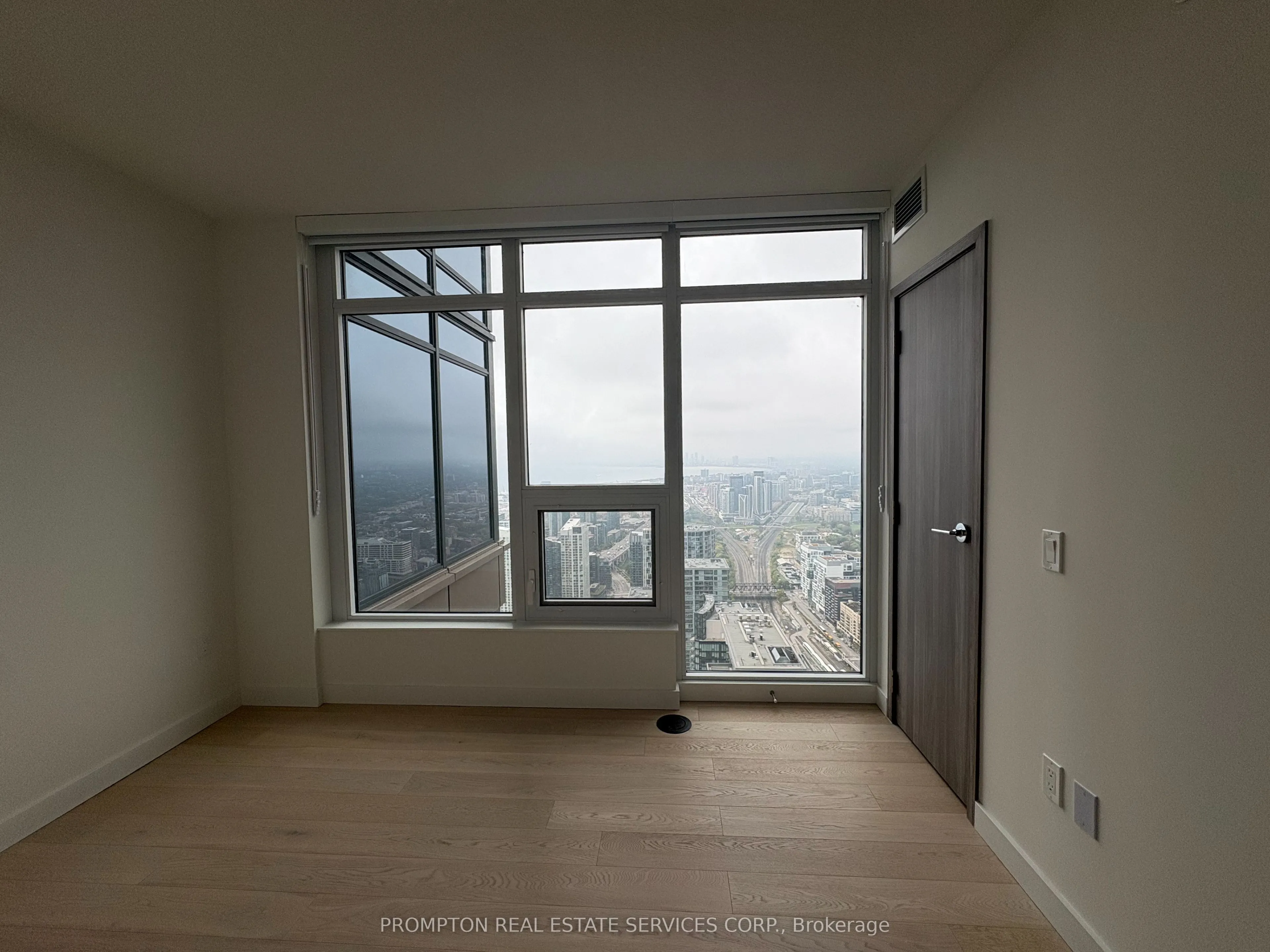 3 Concord Cityplace Way, #7202