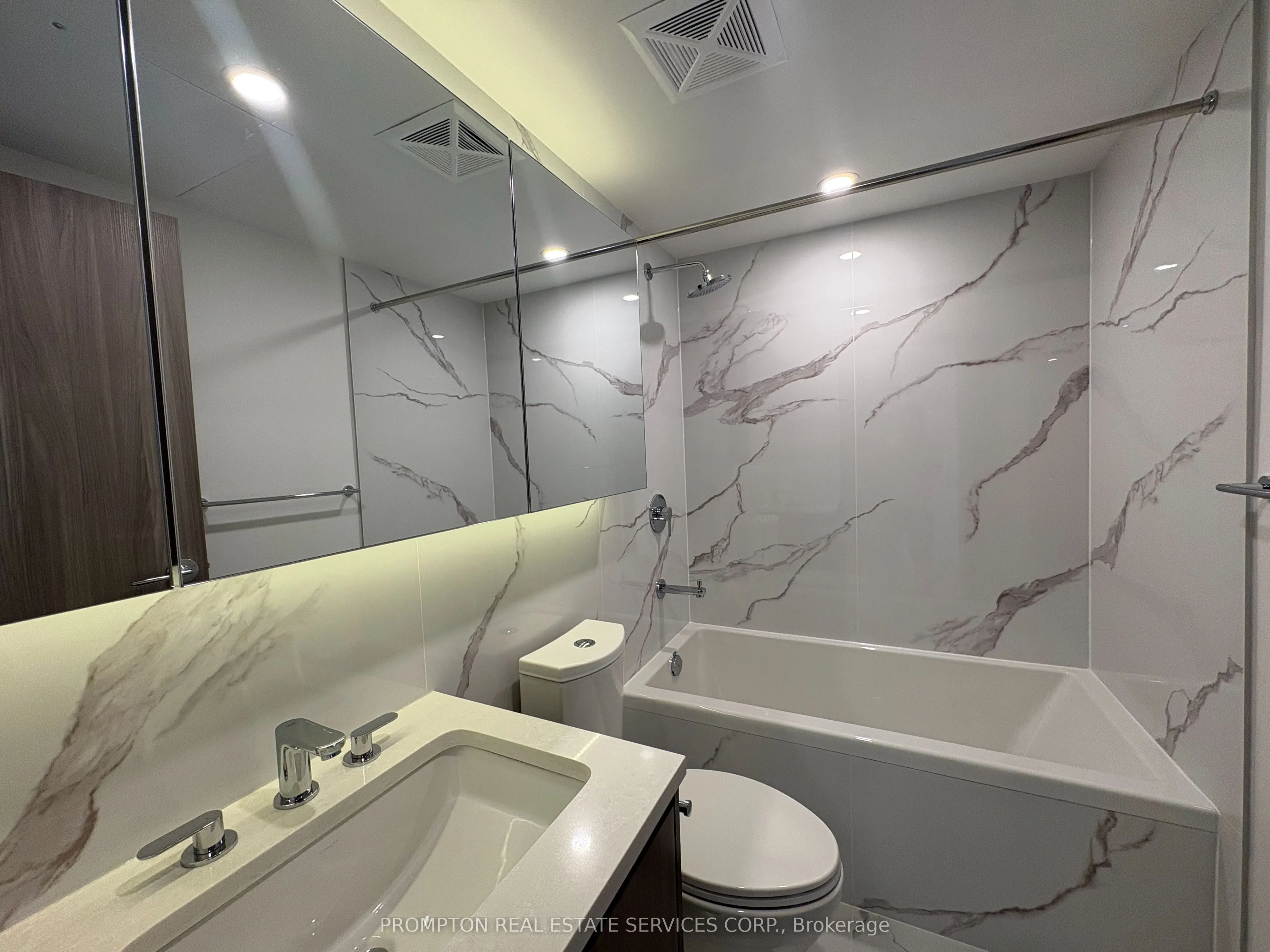 3 Concord Cityplace Way, #7202