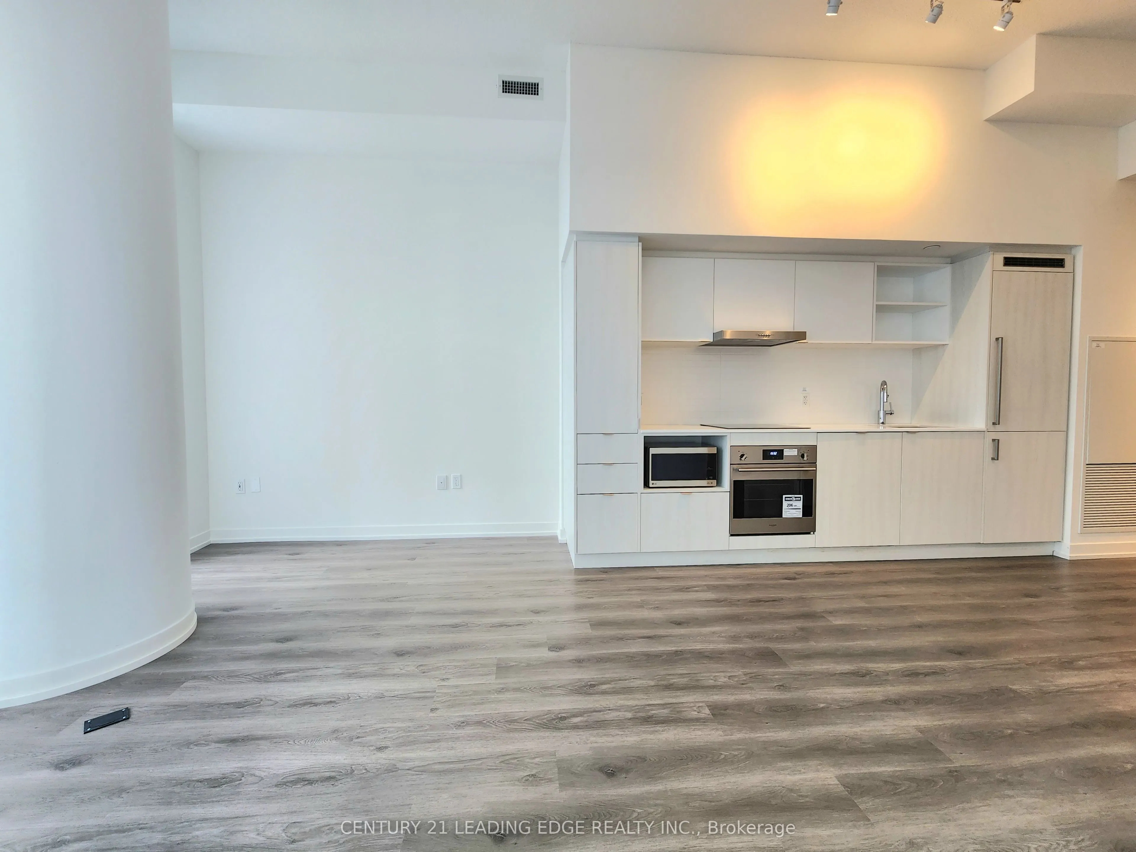 138 Downes Street, #4910