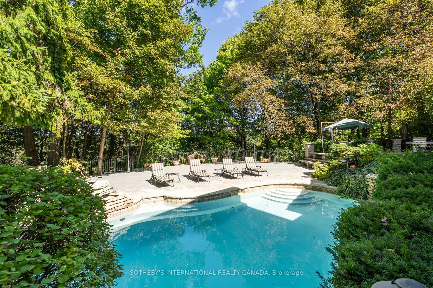 340 Riverview Drive