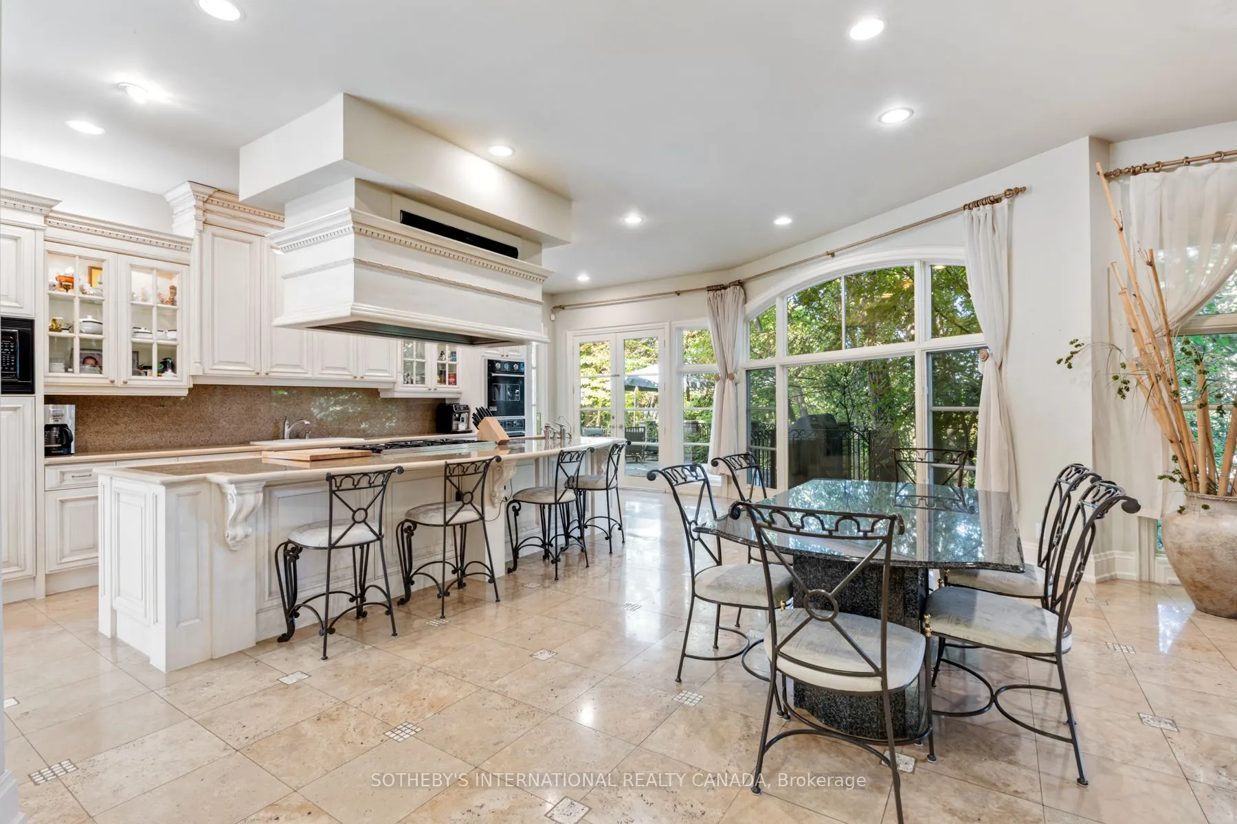 340 Riverview Drive