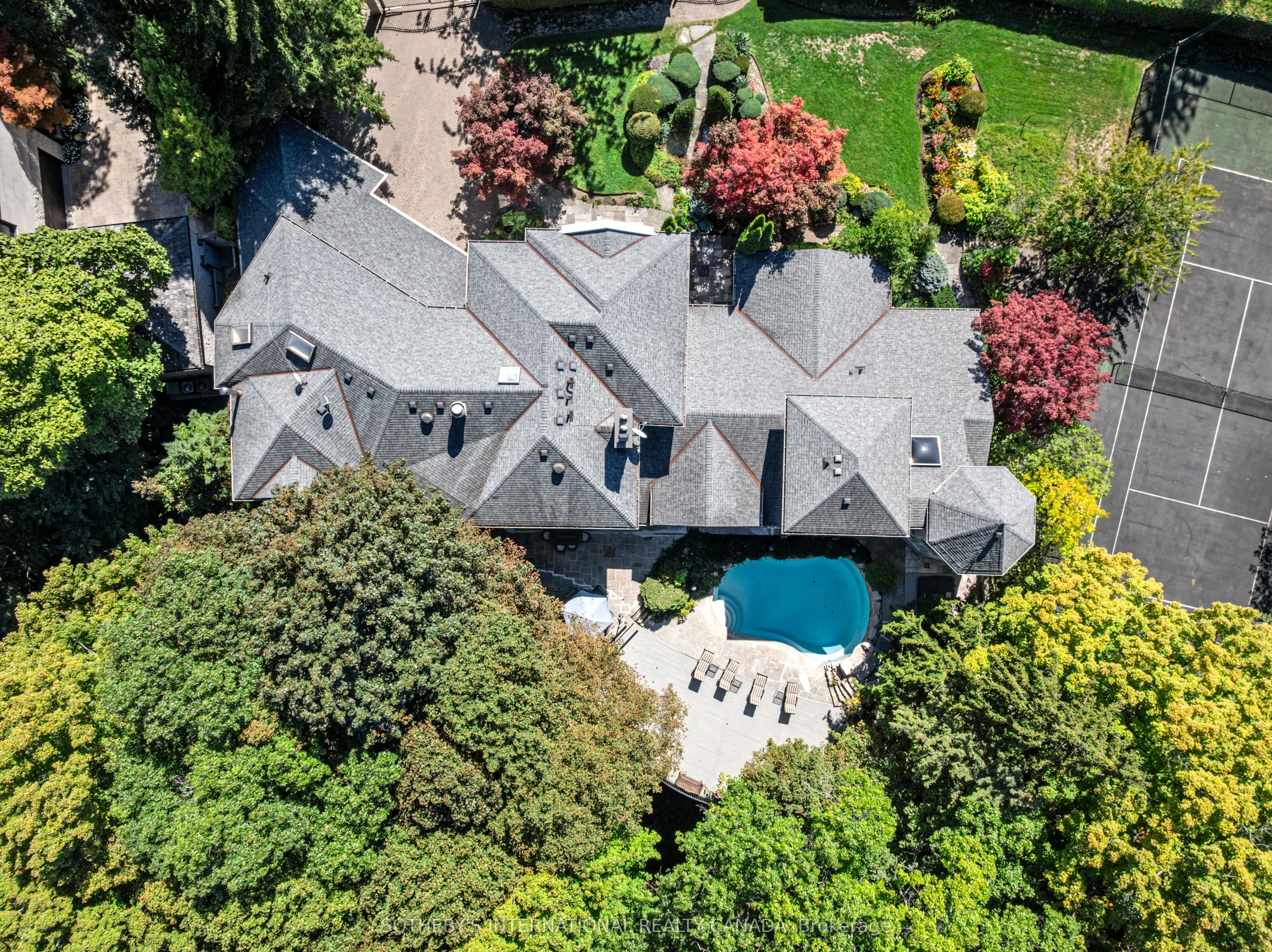 340 Riverview Drive