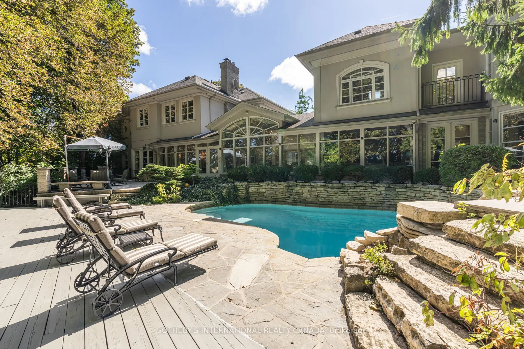 340 Riverview Drive