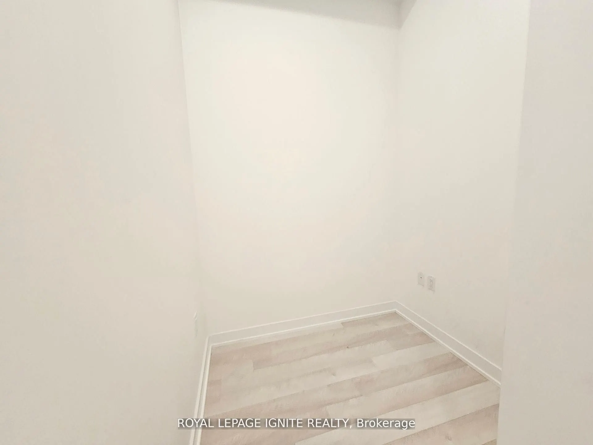 357 King Street W, #504