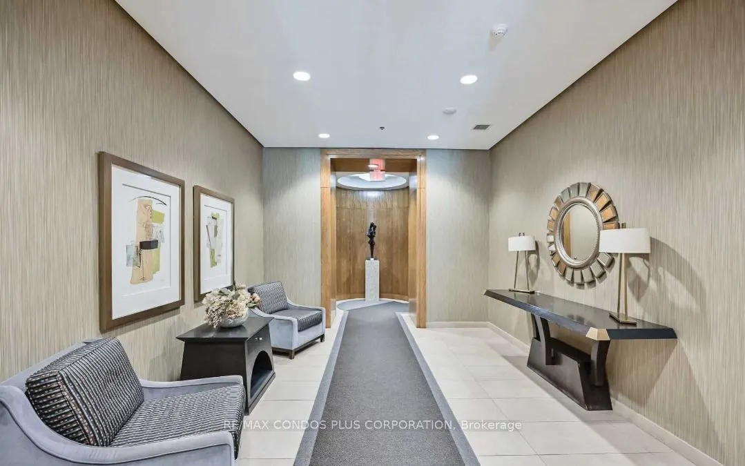 736 Spadina Avenue, #1003