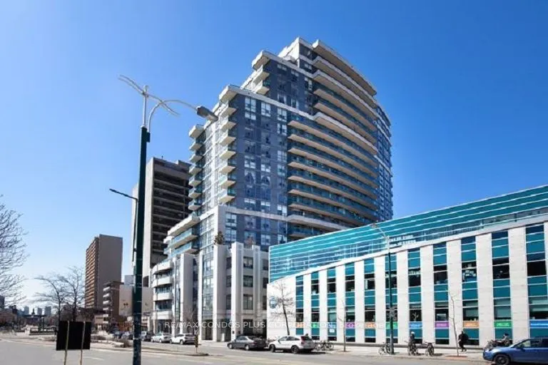 736 Spadina Avenue, #1003