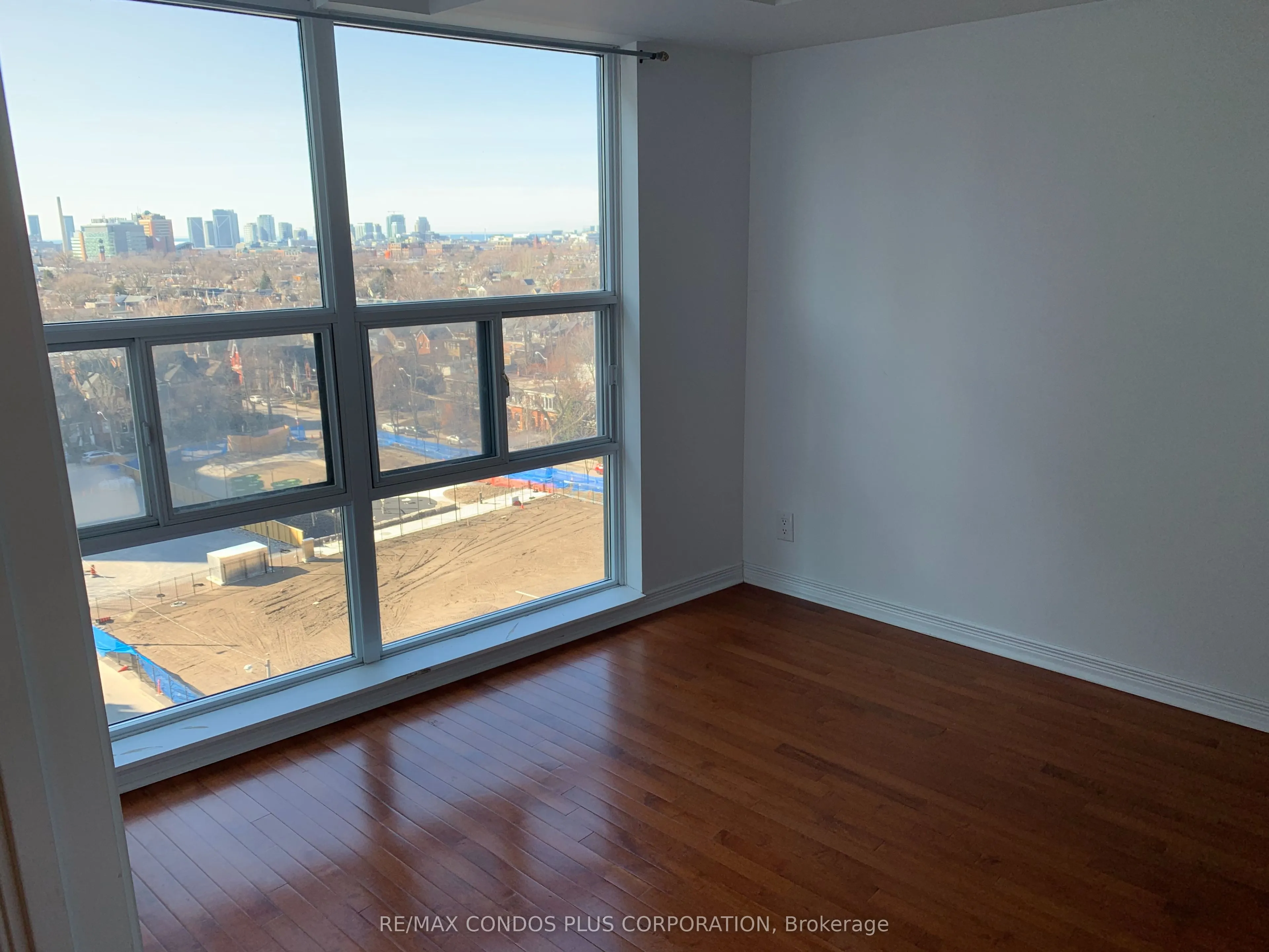 736 Spadina Avenue, #1003