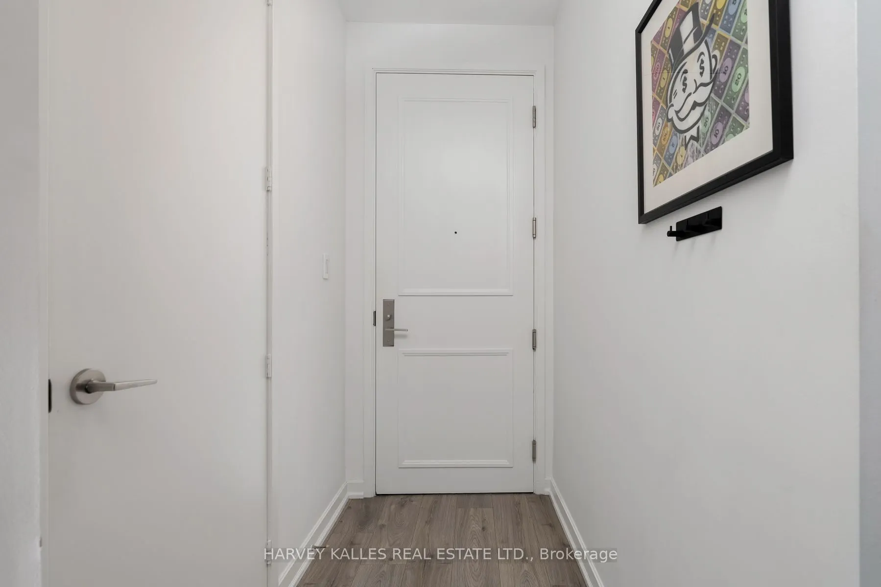 380 Macpherson Avenue, #317
