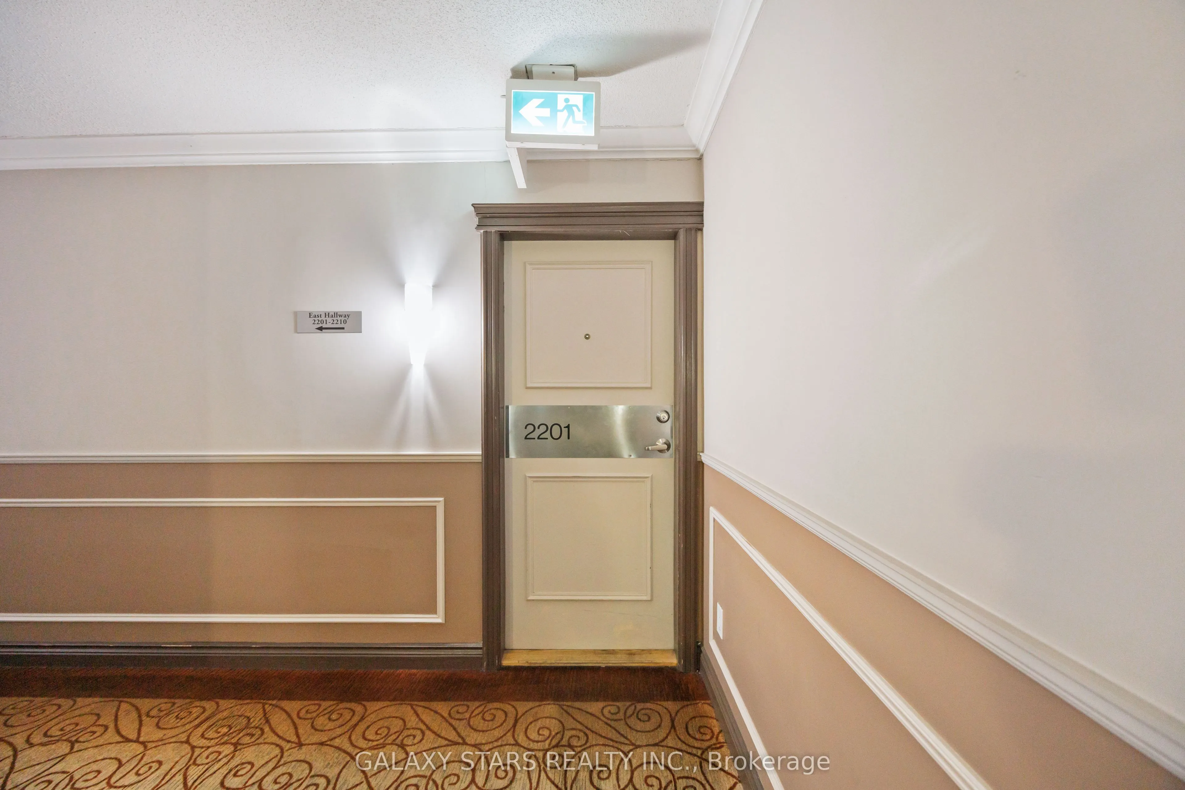 7 Bishop Avenue, #2201