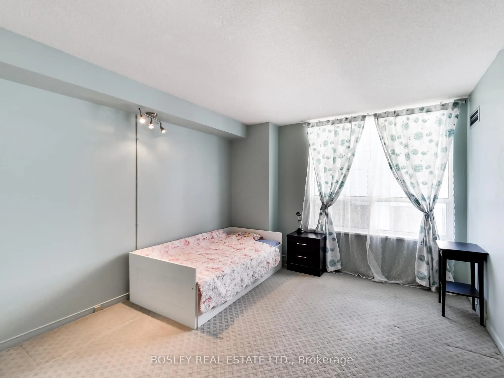 100 Upper Madison Avenue, #203