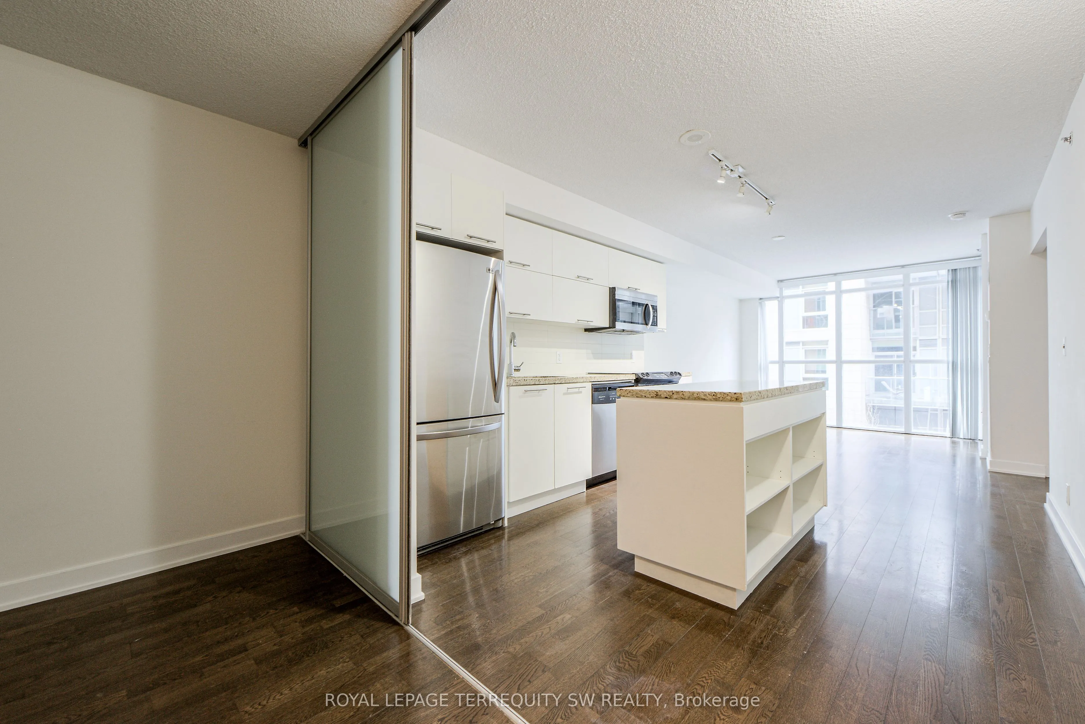 21 Nelson Street, #314