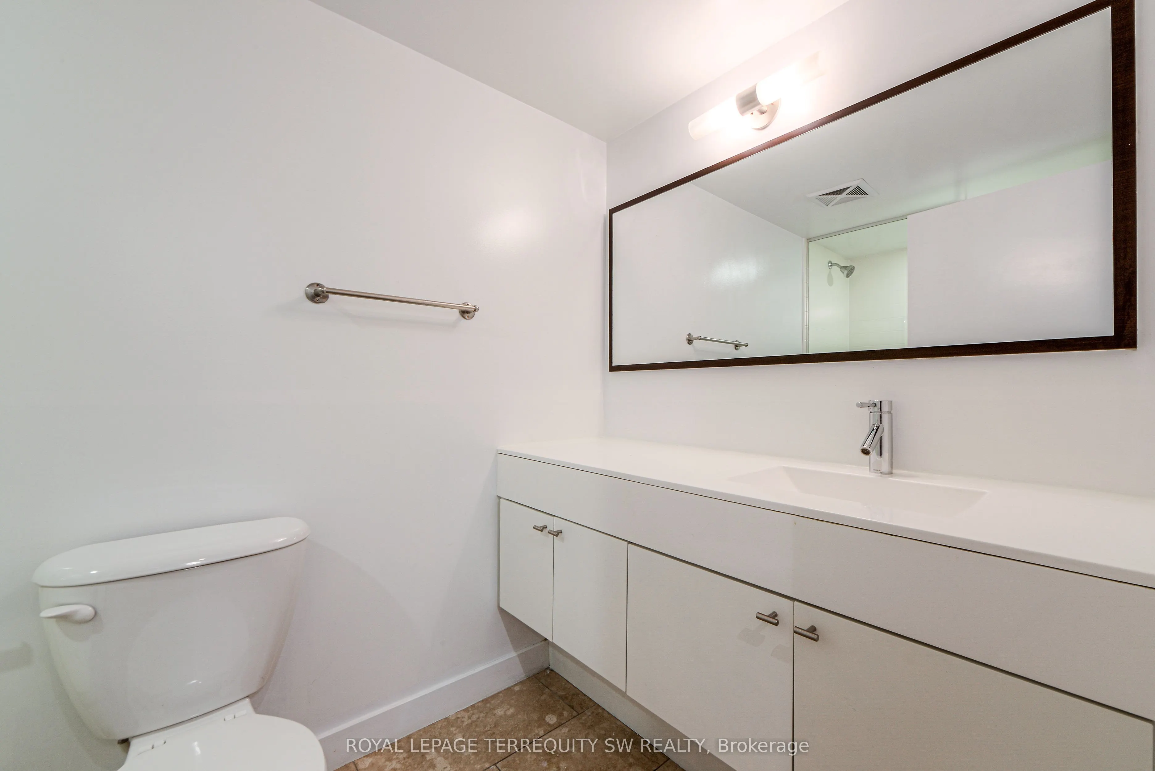 21 Nelson Street, #314