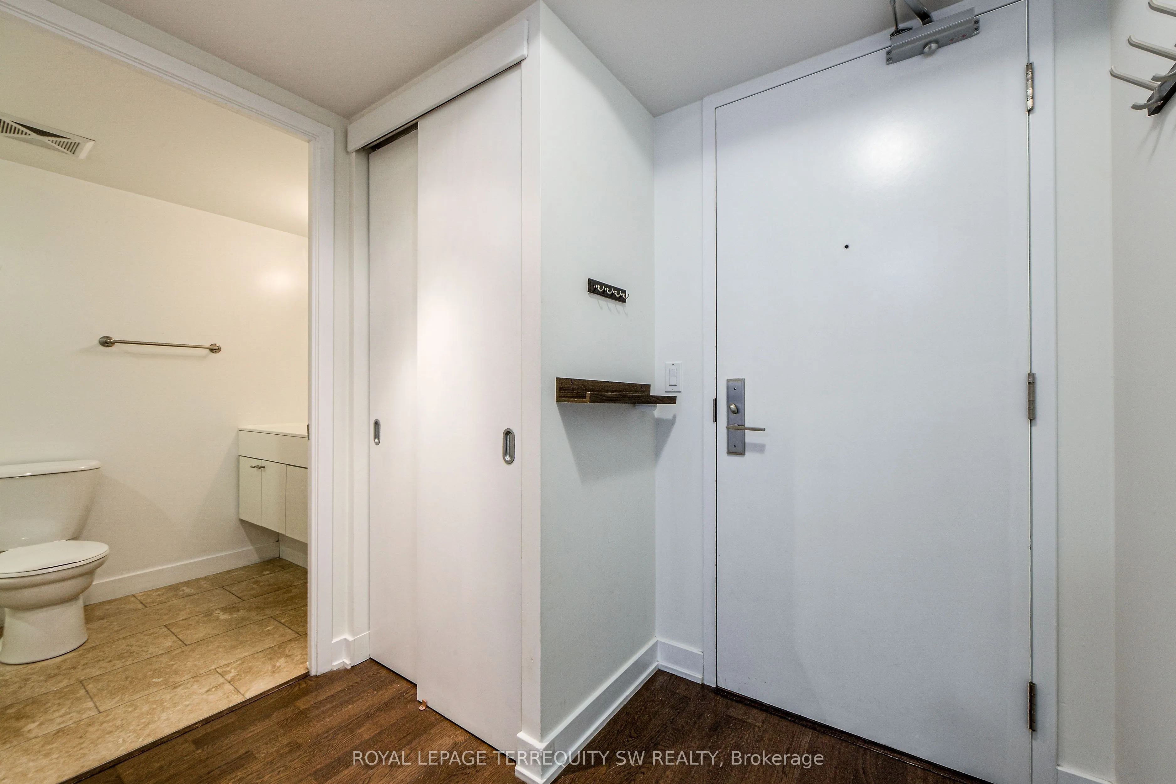 21 Nelson Street, #314