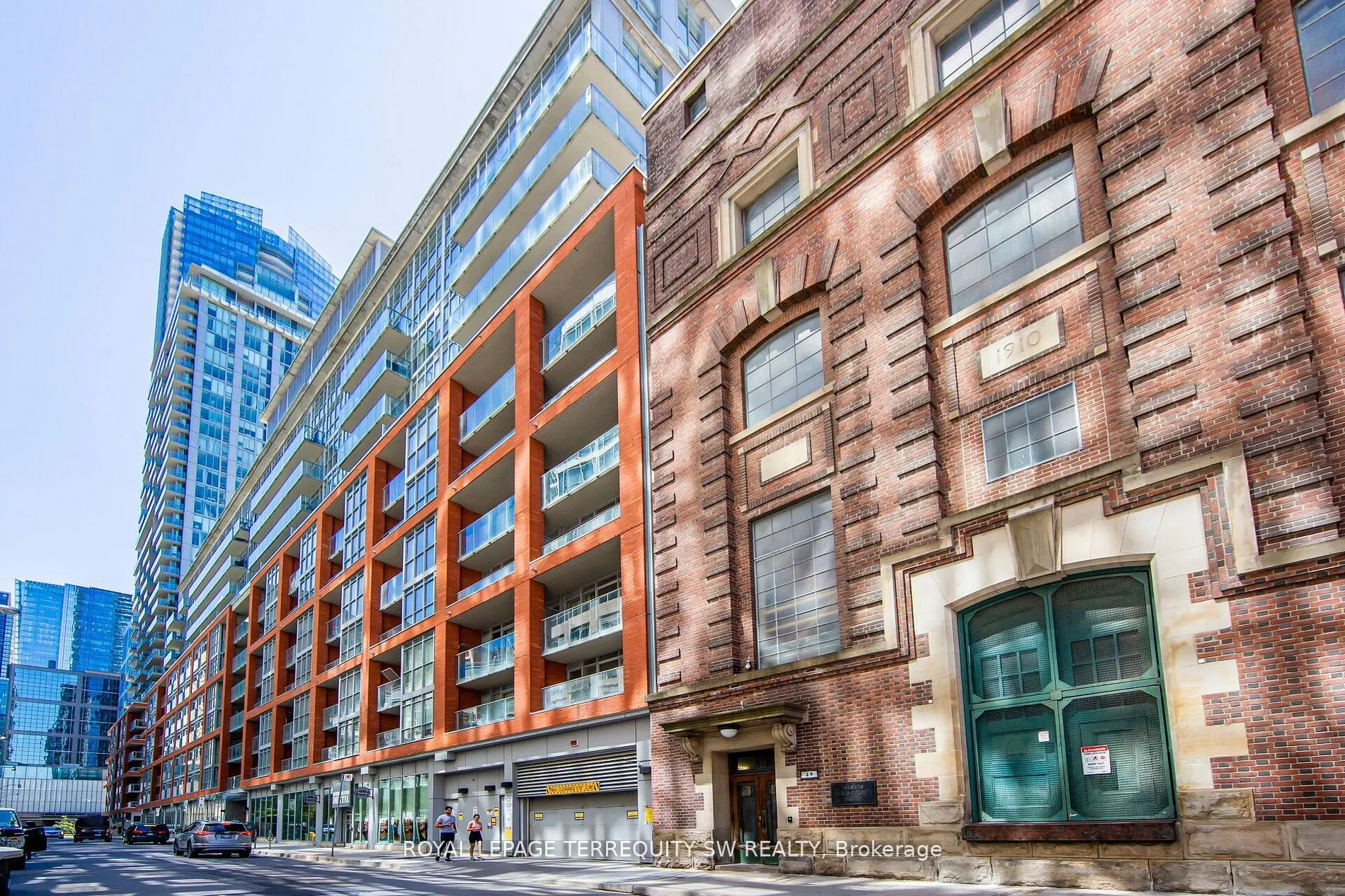 21 Nelson Street, #314
