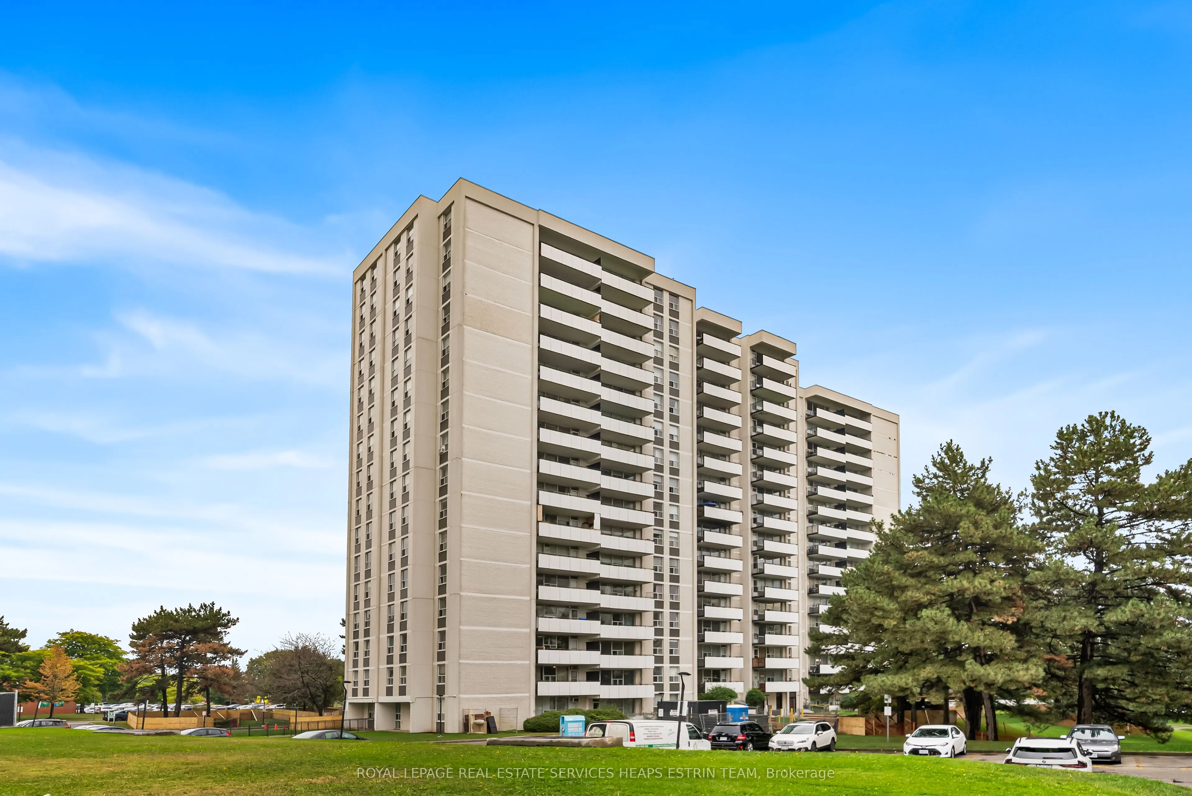20 Forest Manor Road, #506