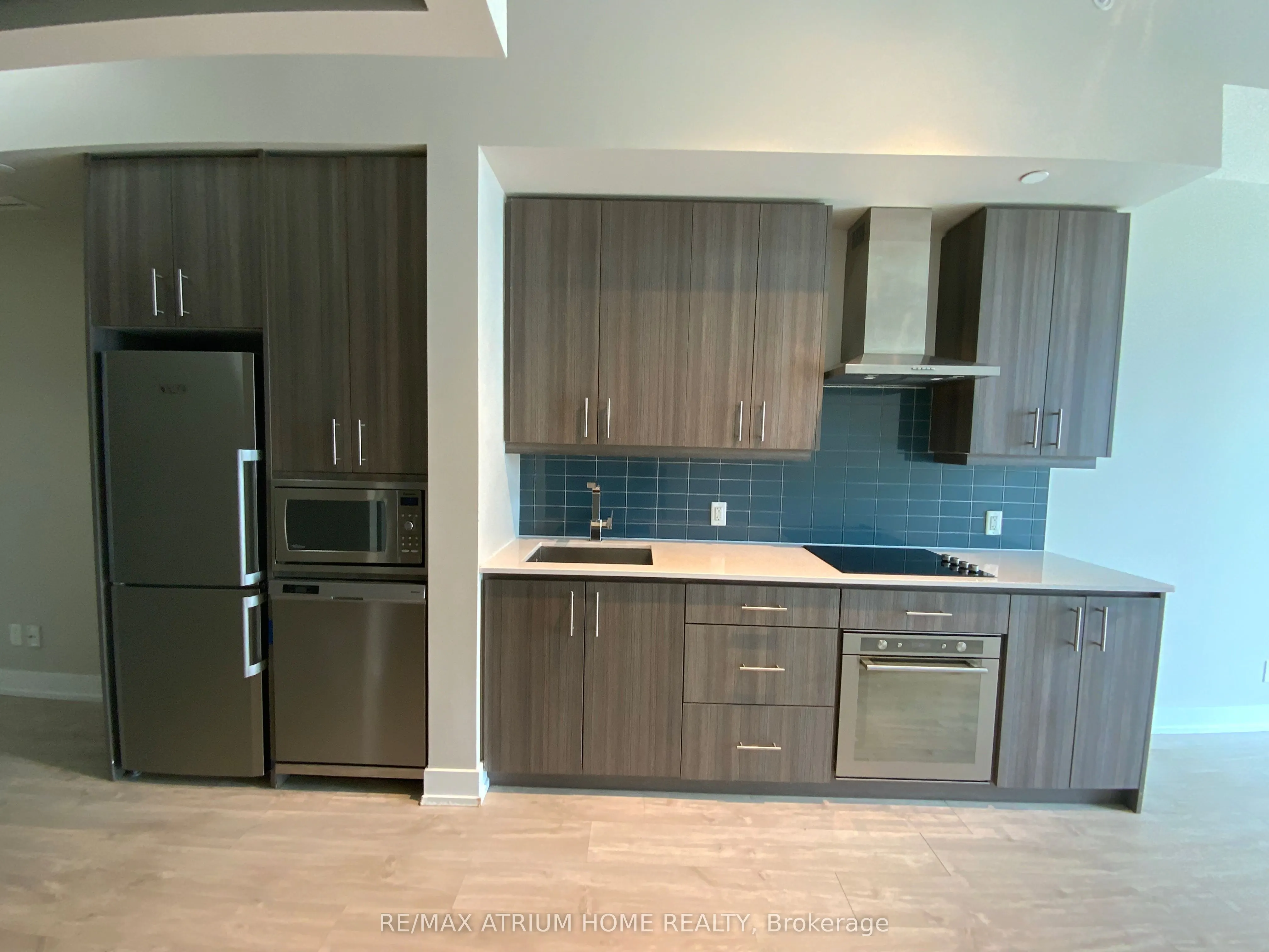 75 The Donway W, #904