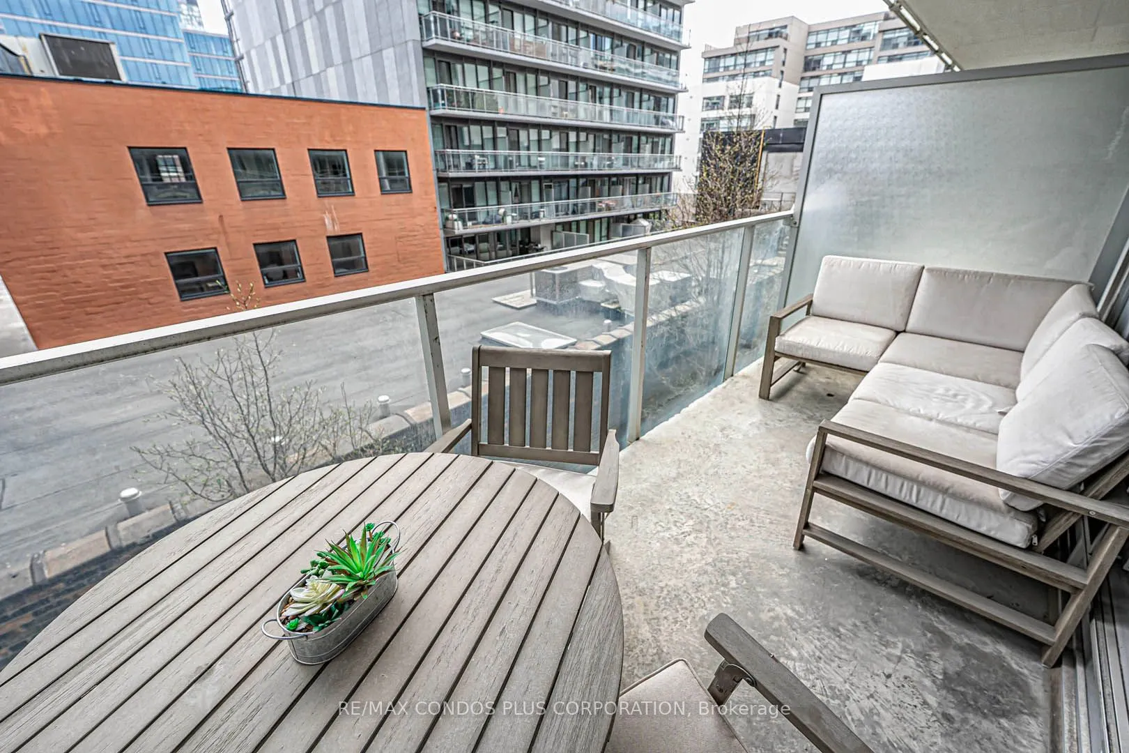 75 Portland Street, #424