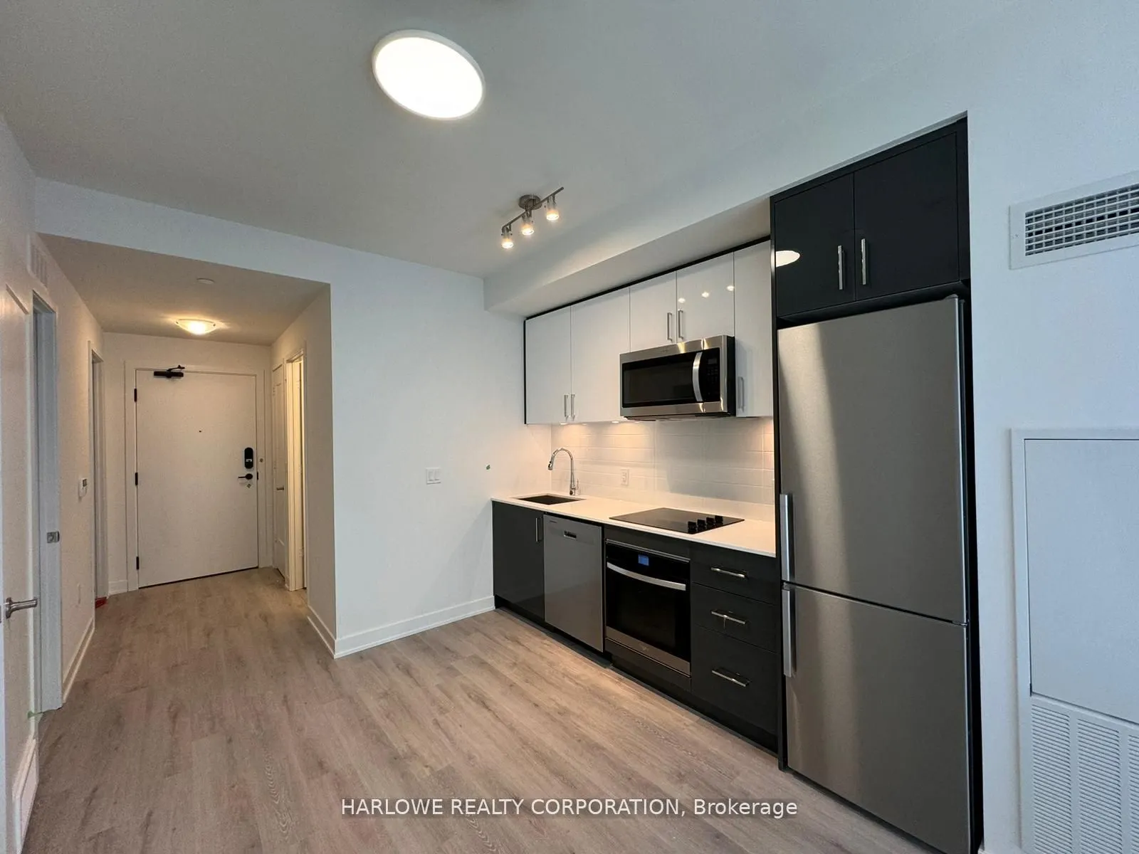 70 Princess Street, #2515 E