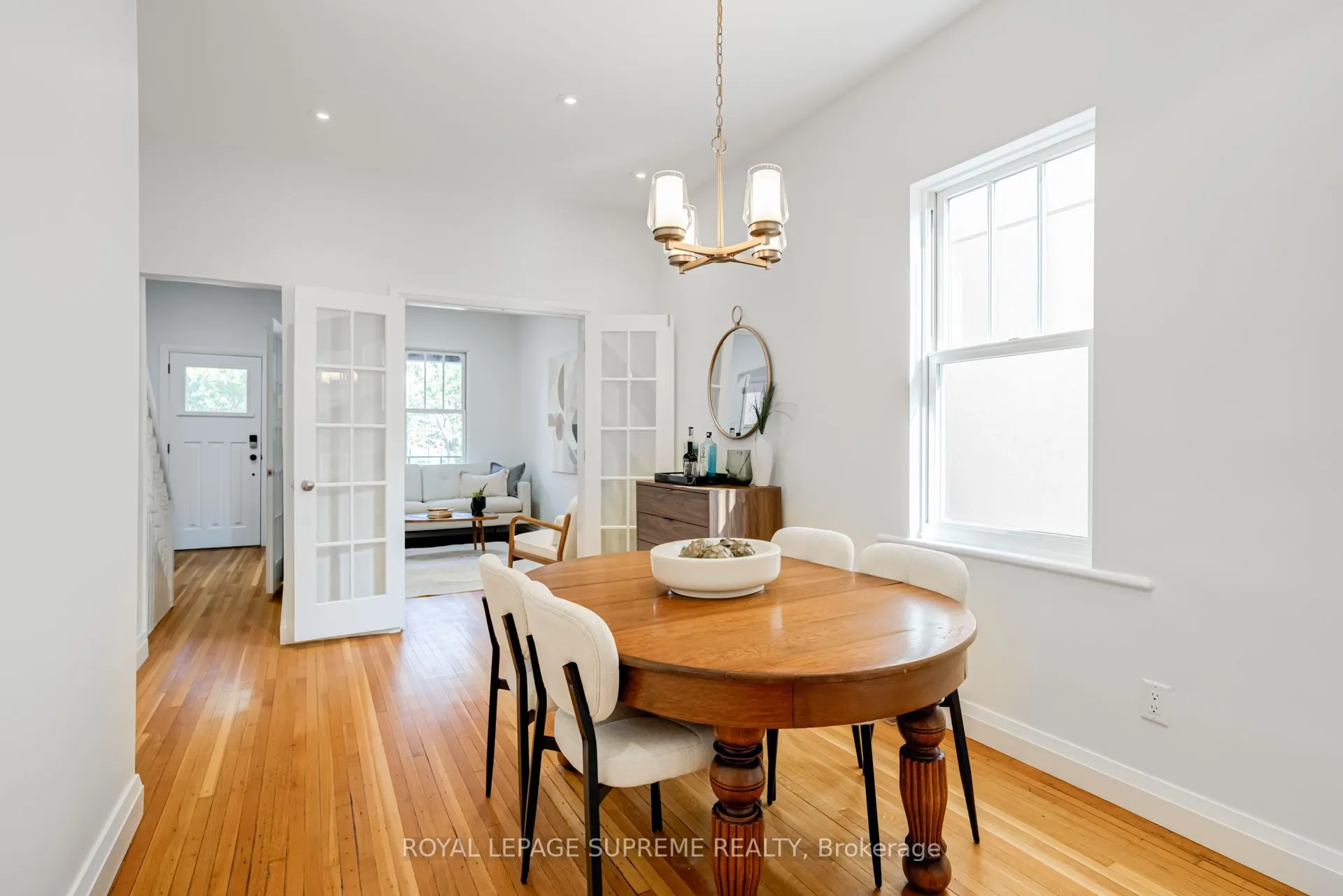 216 Palmerston Avenue