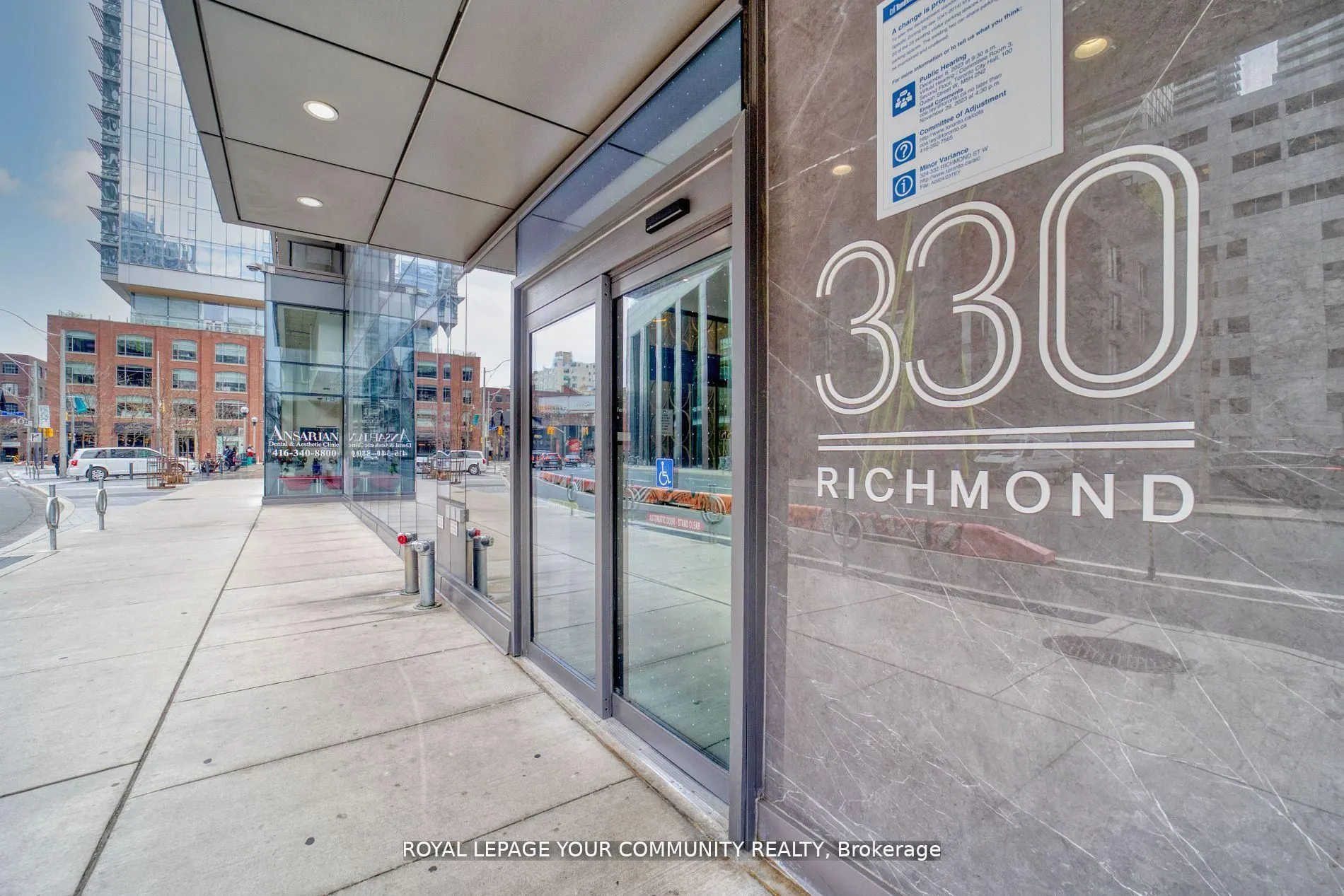 330 Richmond Street W, #1711