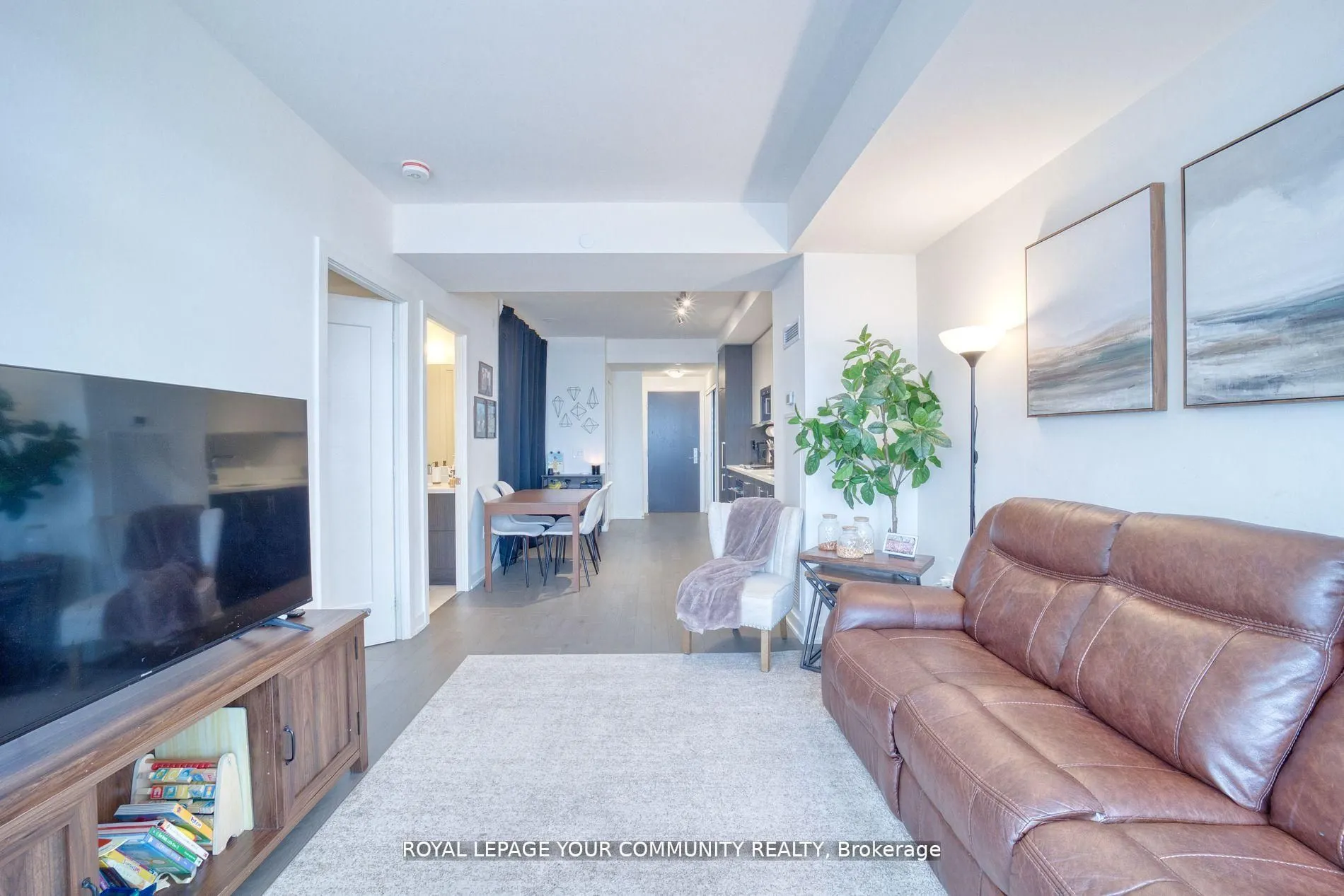 330 Richmond Street W, #1711