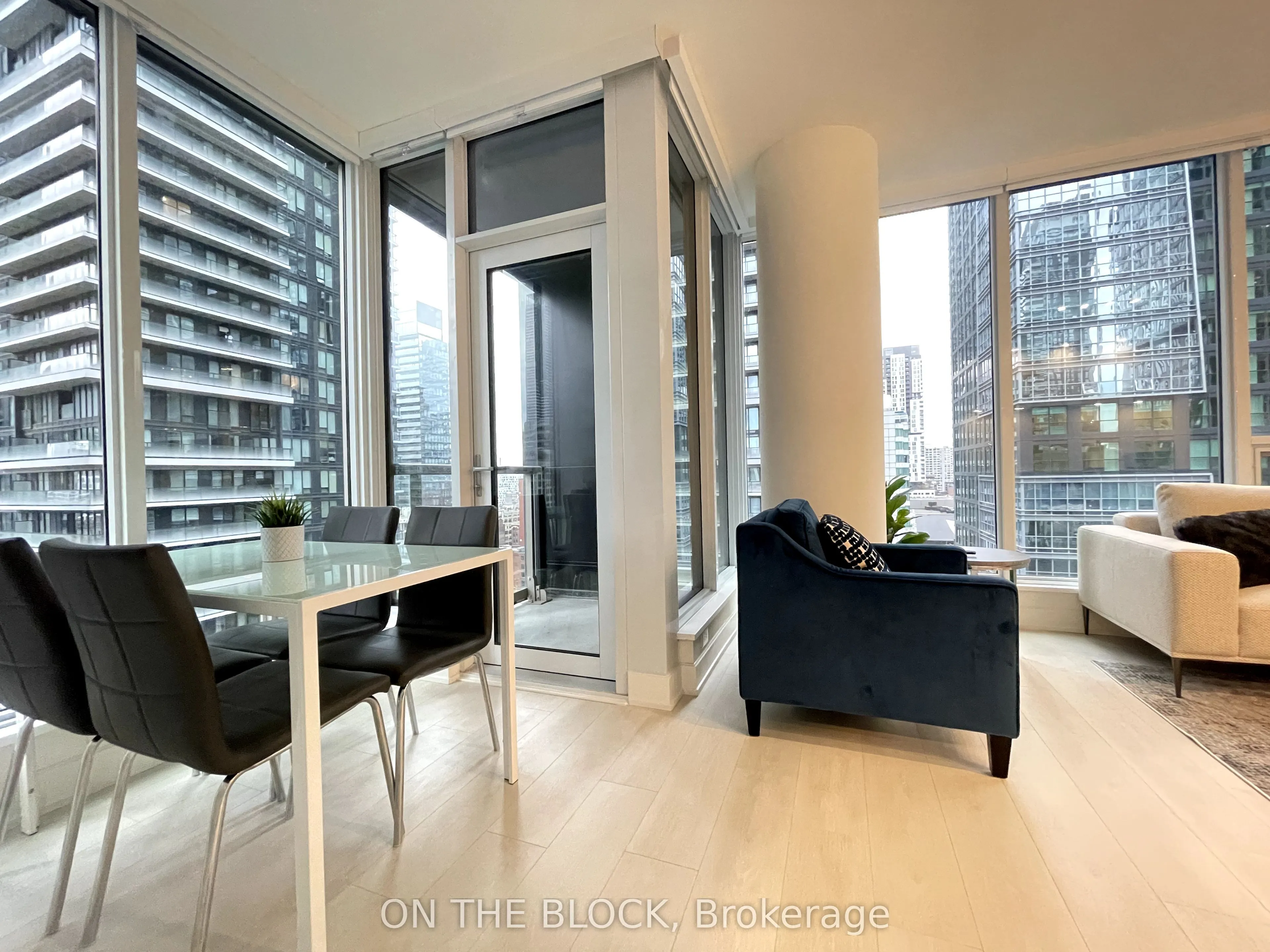 35 Mercer Street, #1312