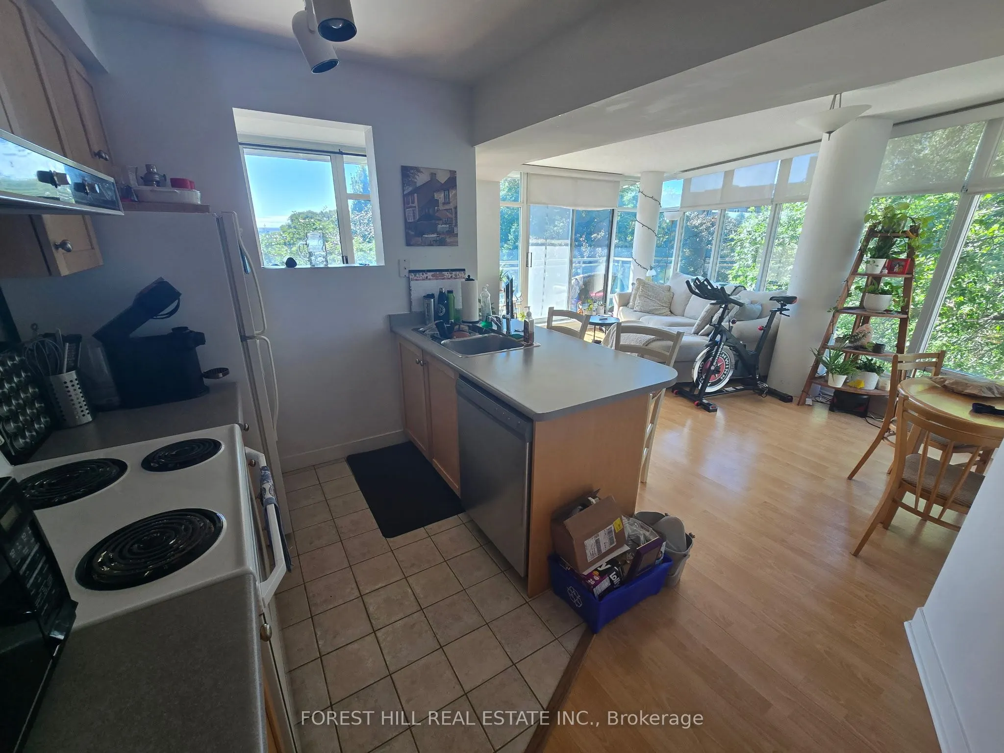 650 Queens Quay W Boulevard, #516