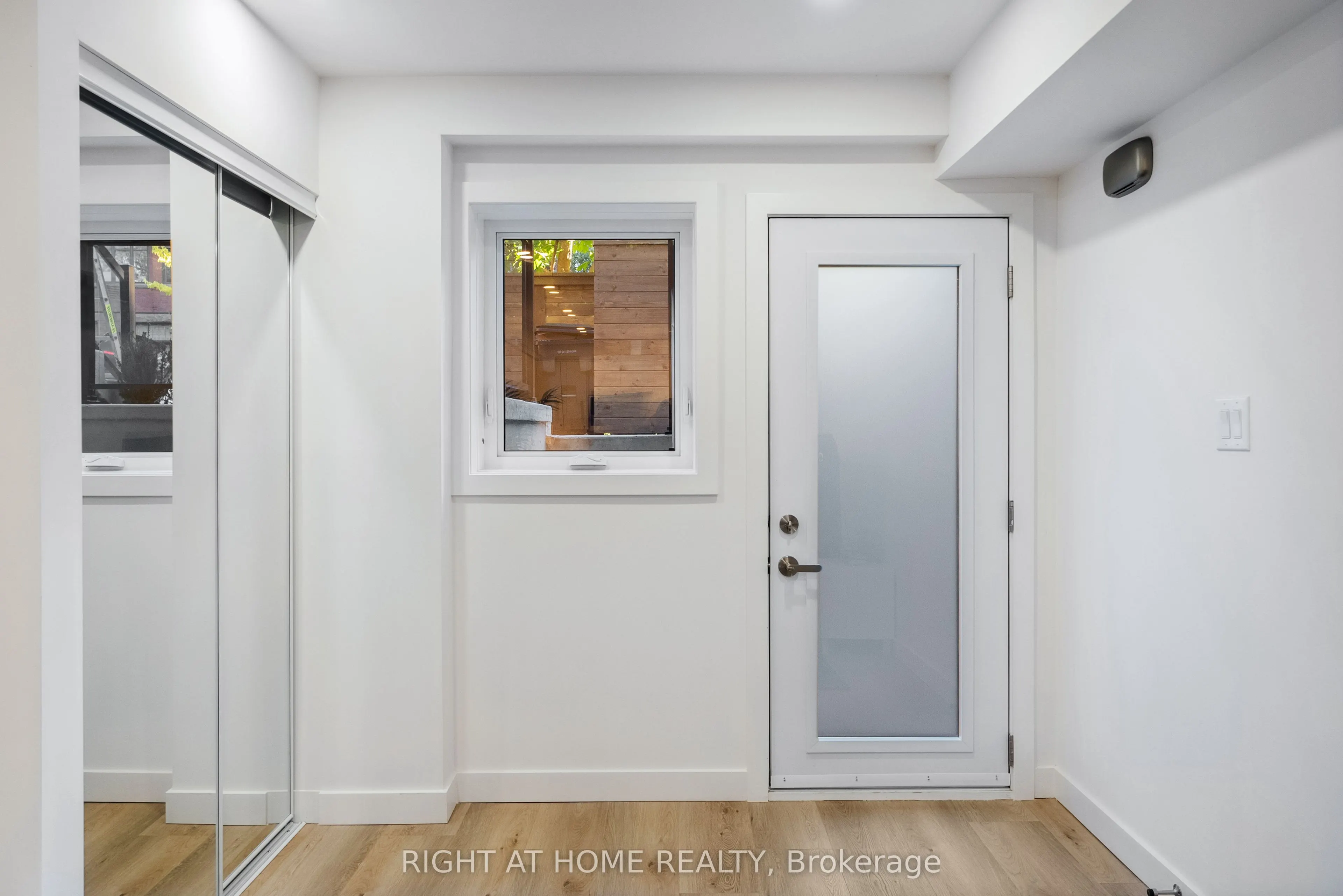 112 Walmer Road, #1