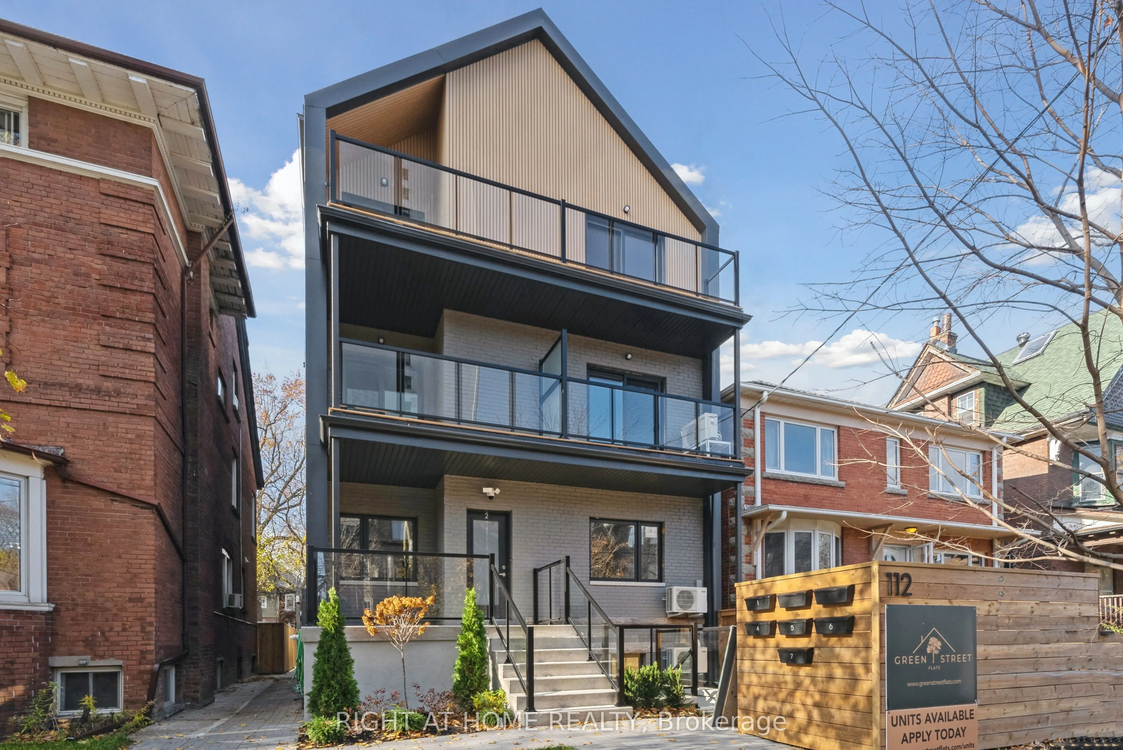 112 Walmer Road, #1