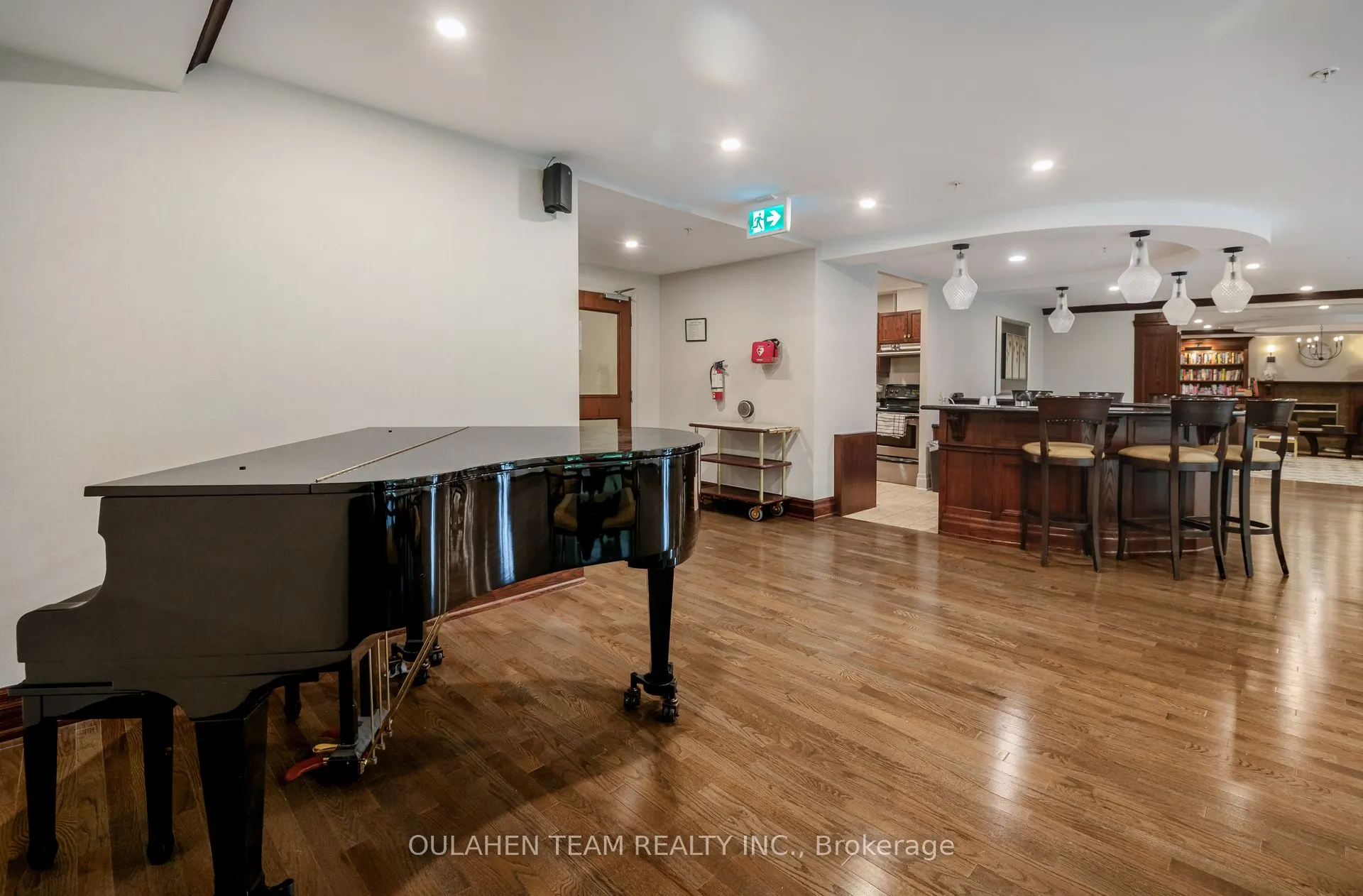 12 Rean Drive, #310