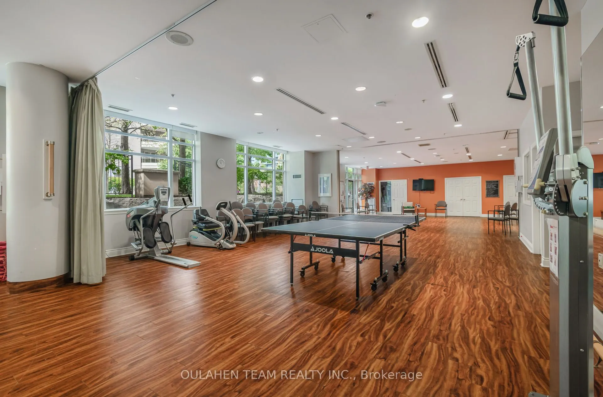 12 Rean Drive, #310