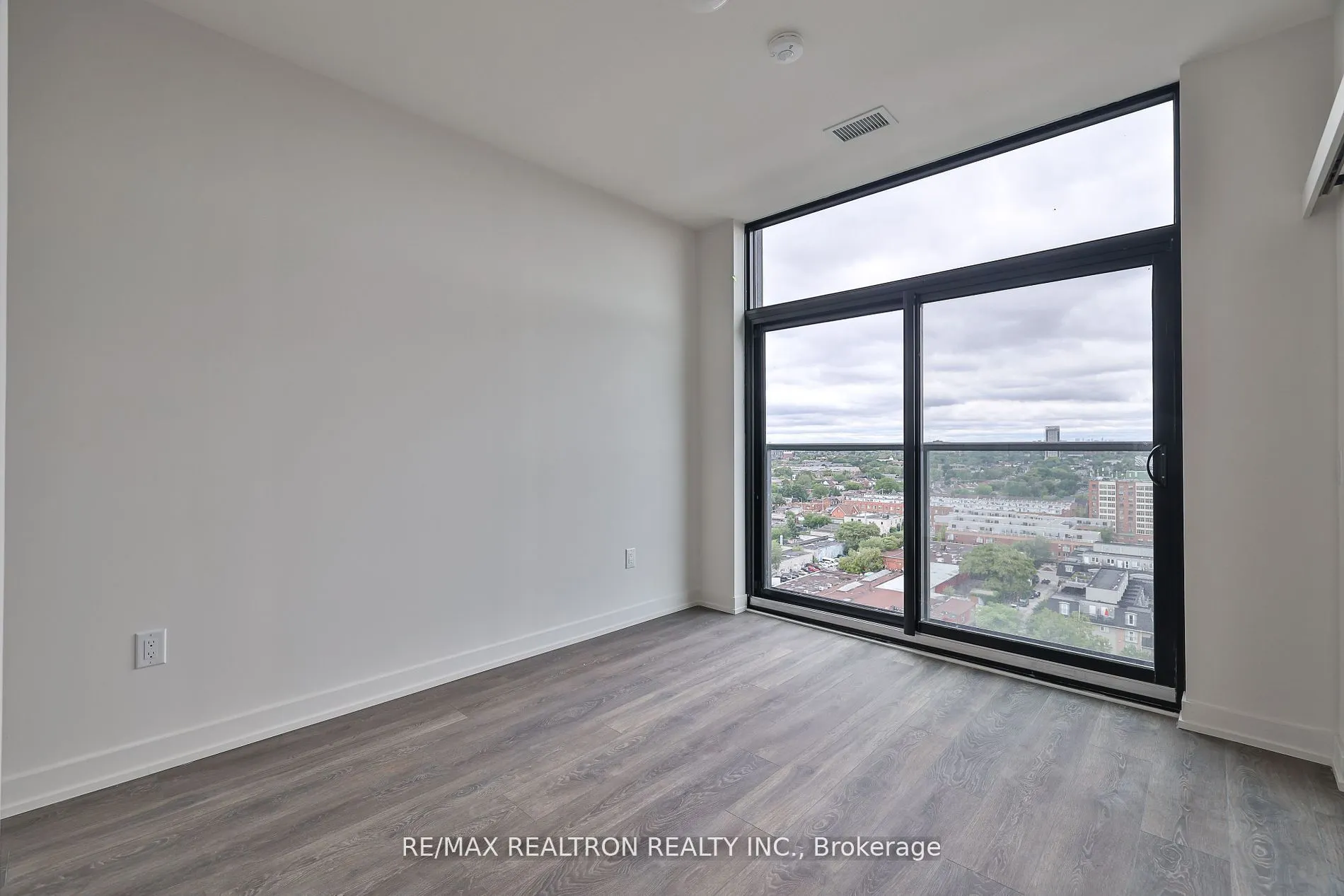 181 Sterling Road, #1512