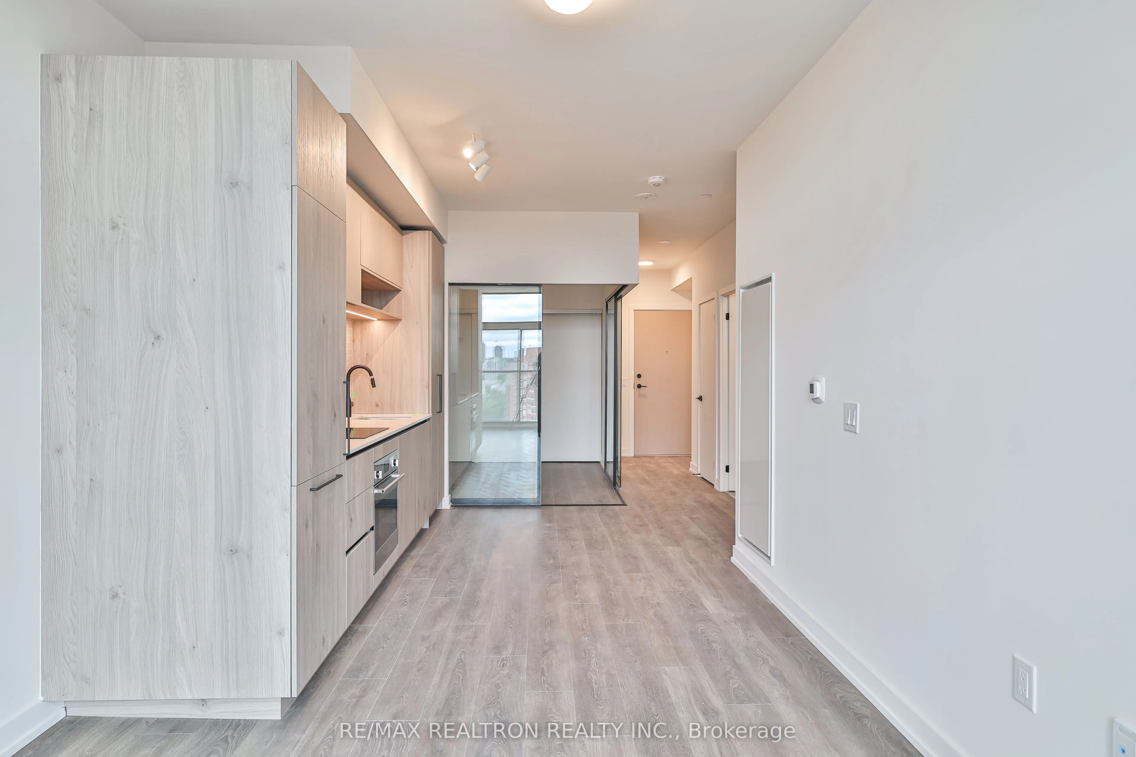 181 Sterling Road, #1512