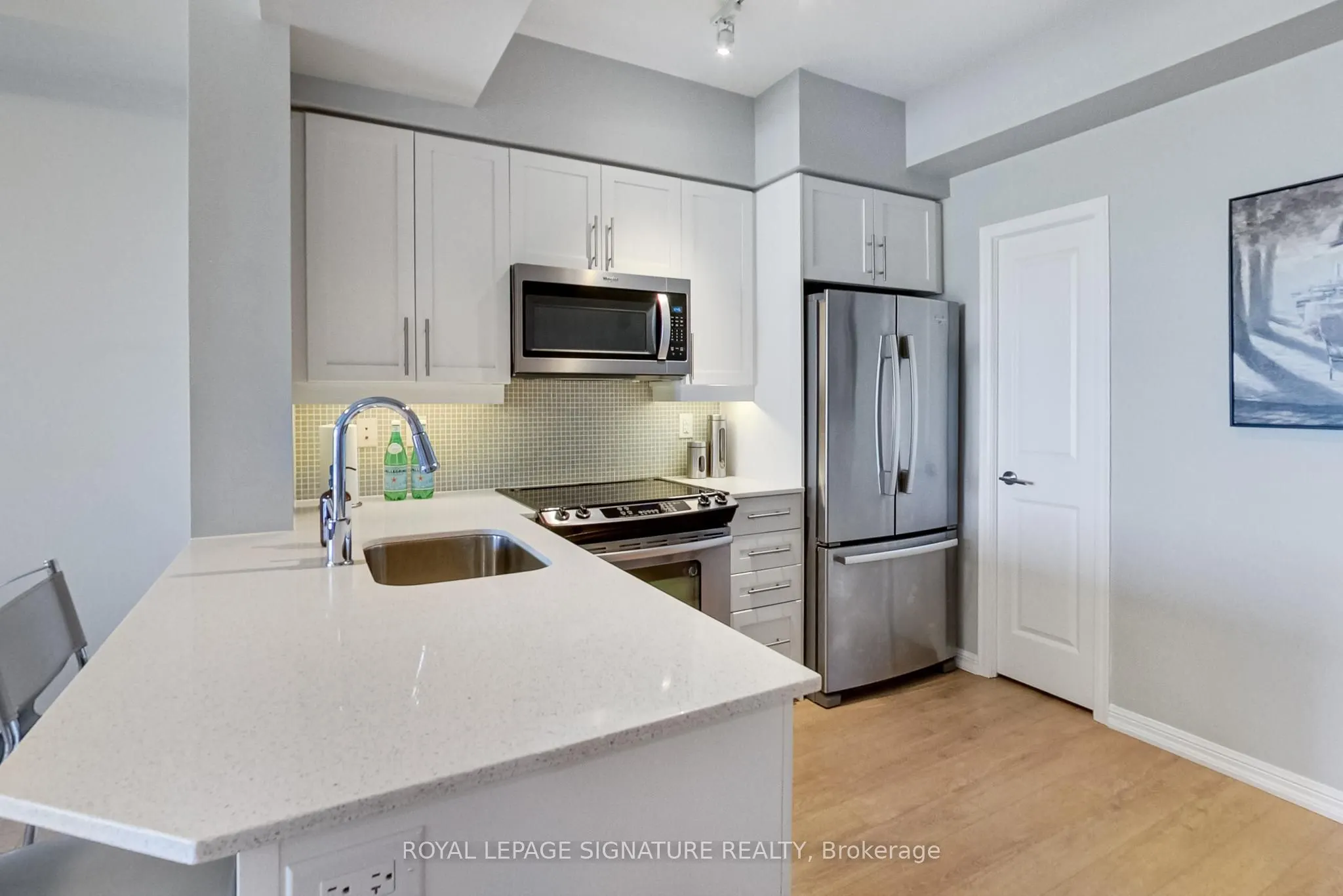 125 Western Battery Road, #2816