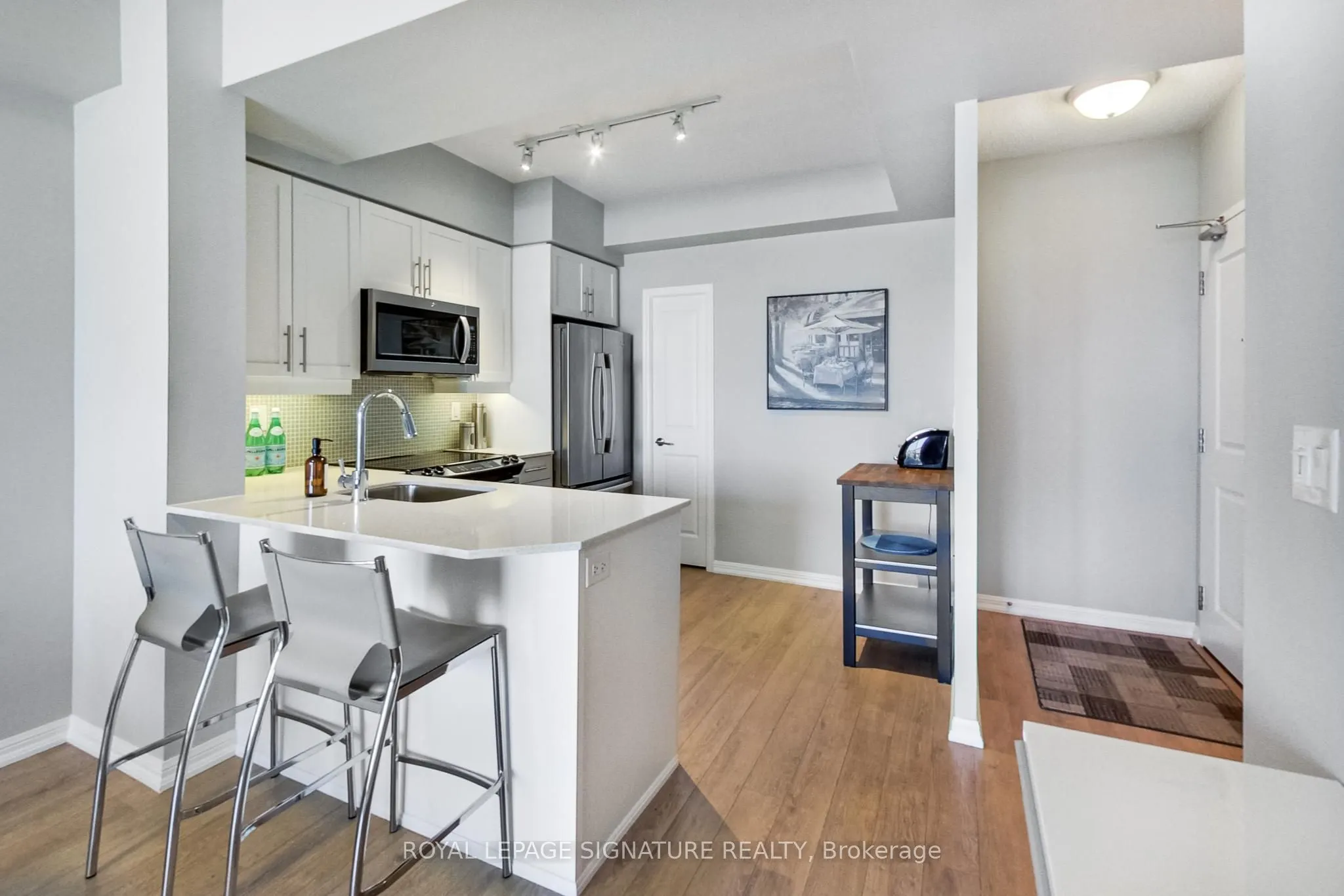 125 Western Battery Road, #2816