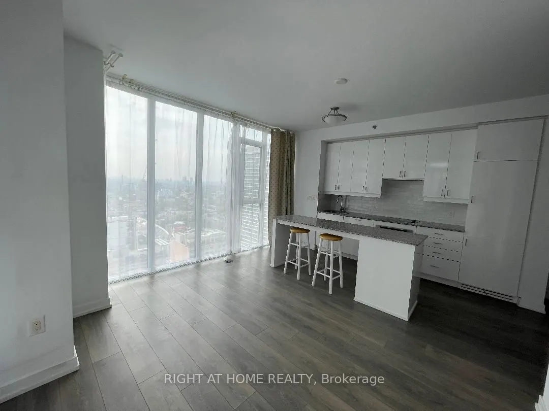426 University Avenue, #2803