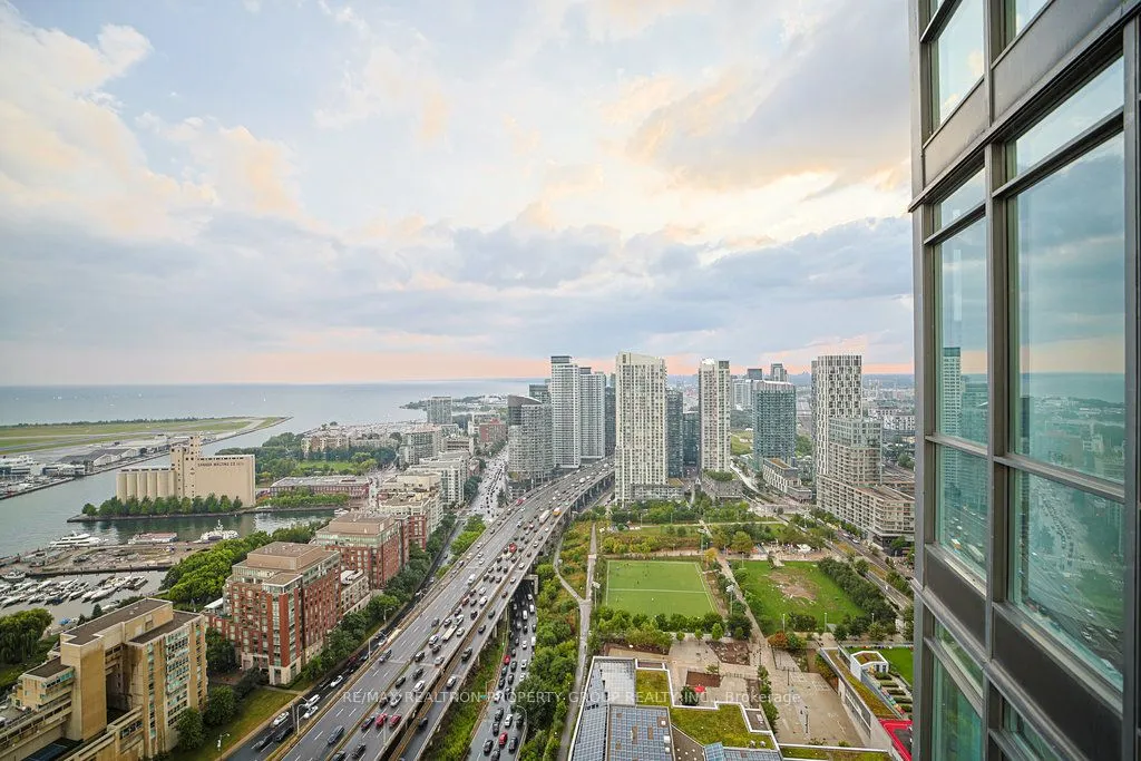 11 Brunel Court, #4515