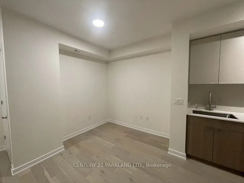 840 St Clair Avenue W, #315