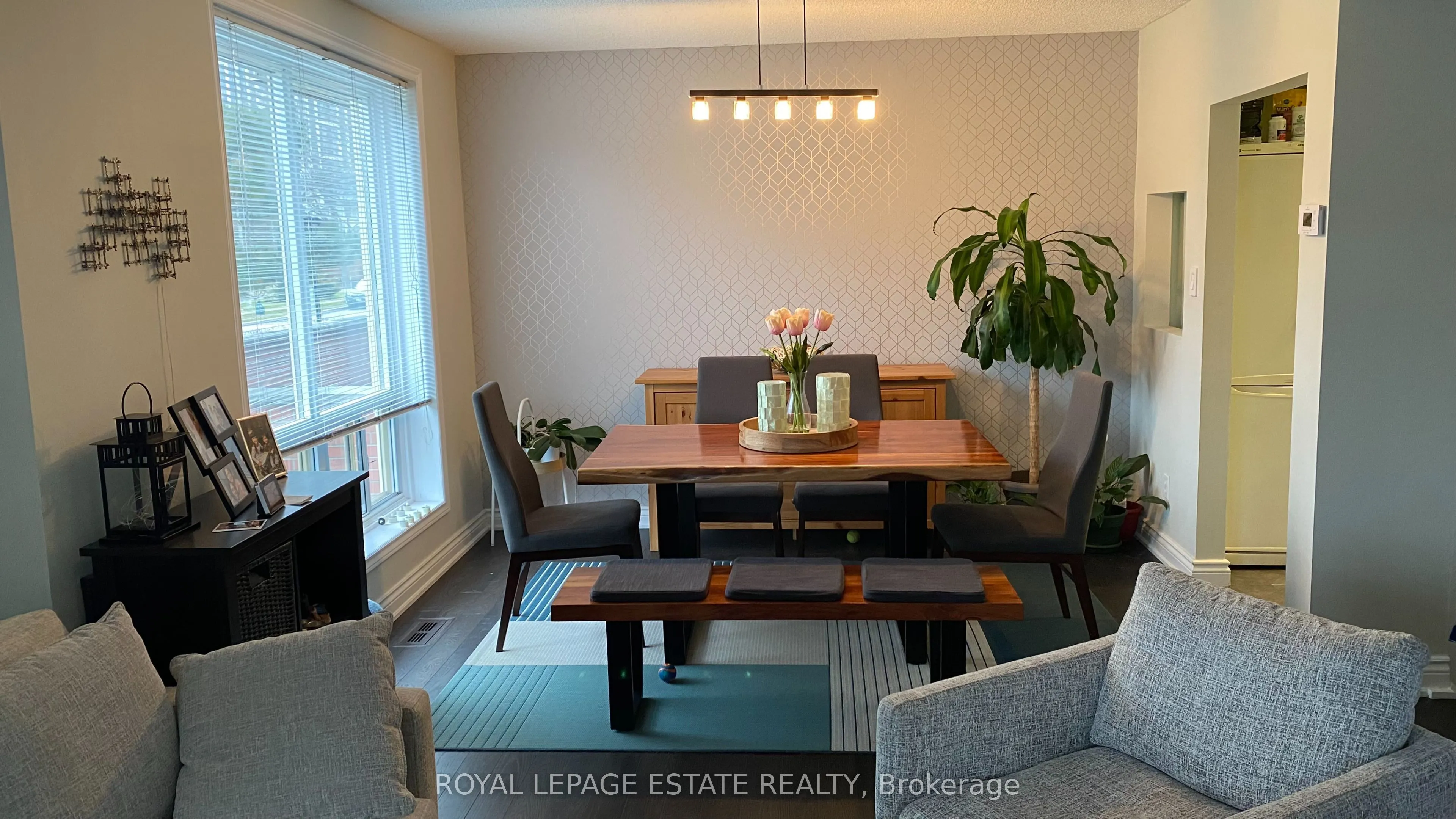 73 Upper Canada Drive, #Th1
